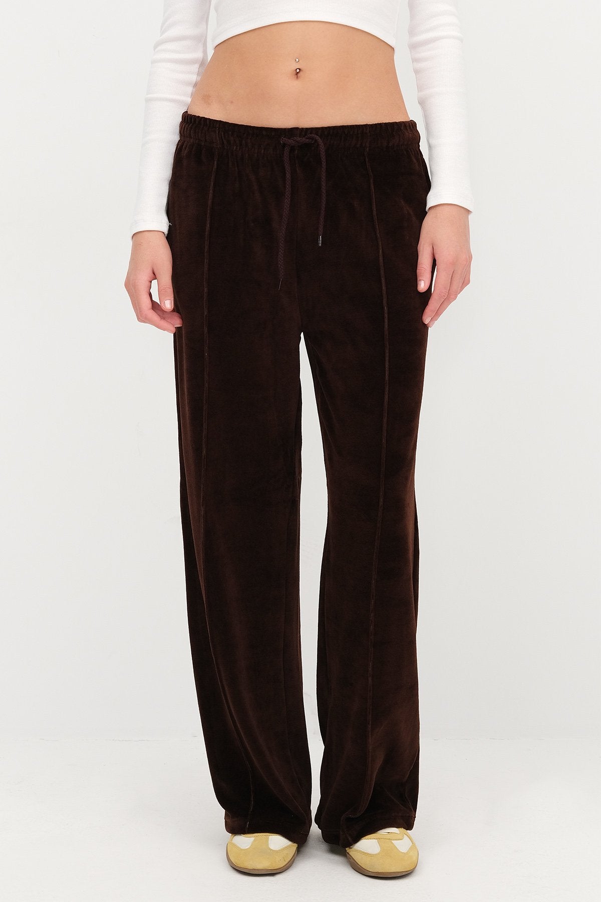 Bitter-Coffee_Velvet-Wide-Leg-Joggers-addax