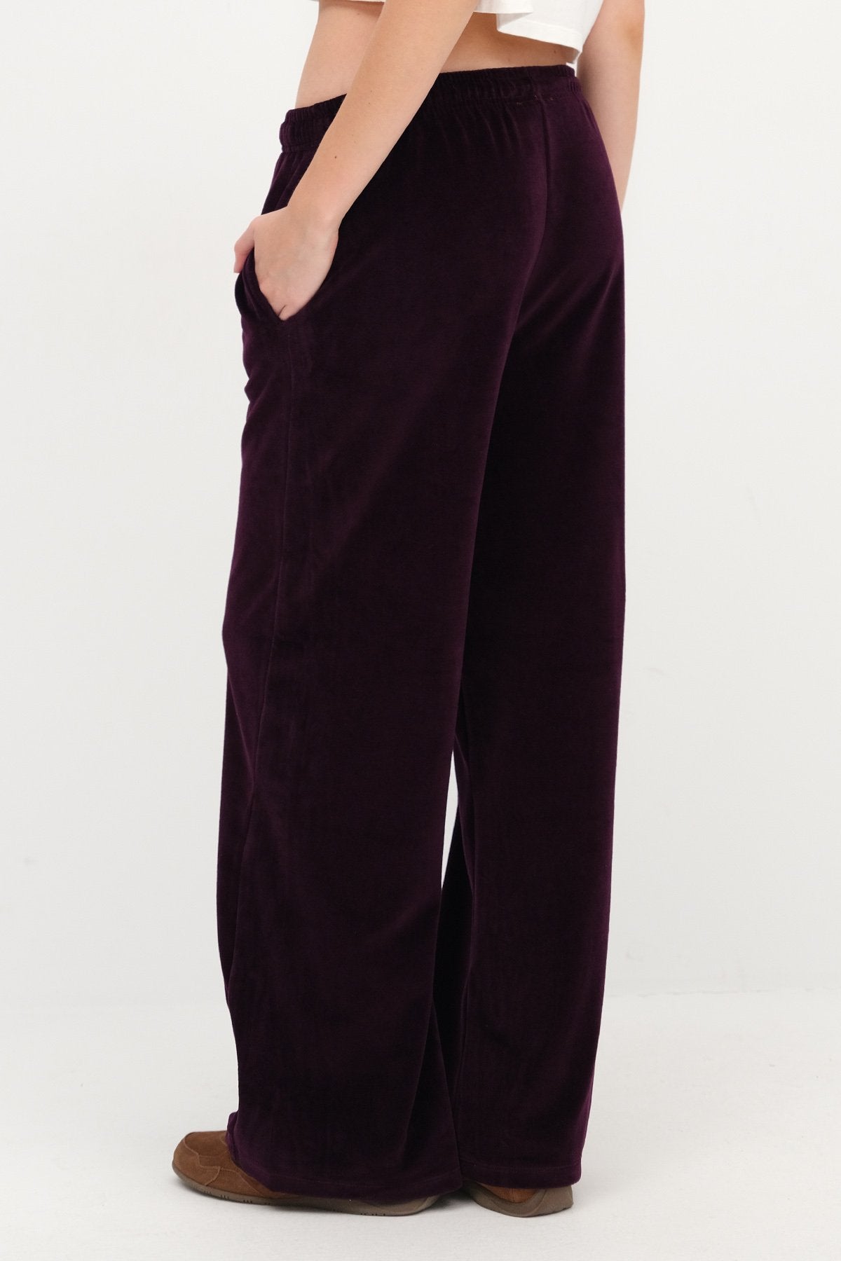 Gardenia_Velvet-Wide-Leg-Joggers-addax