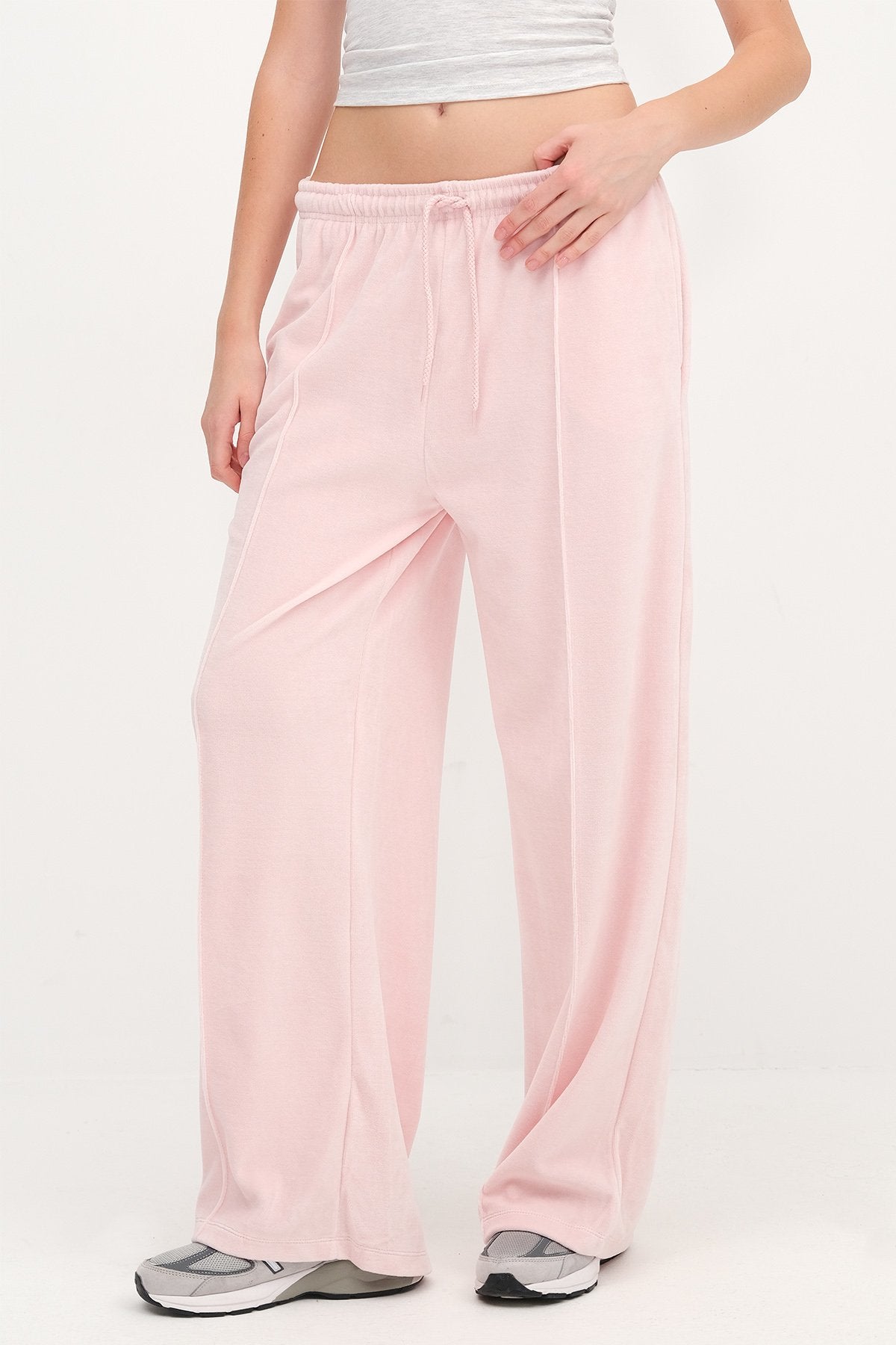 Lotus_Velvet-Wide-Leg-Joggers-addax