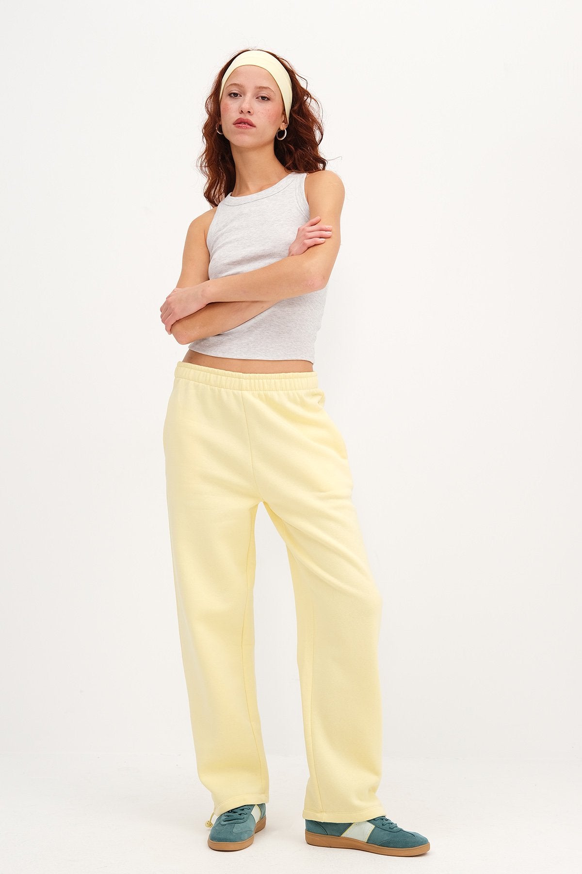 Light-Yellow_Elastic-Hem-Fleece-Lined-Sweatpants-addax