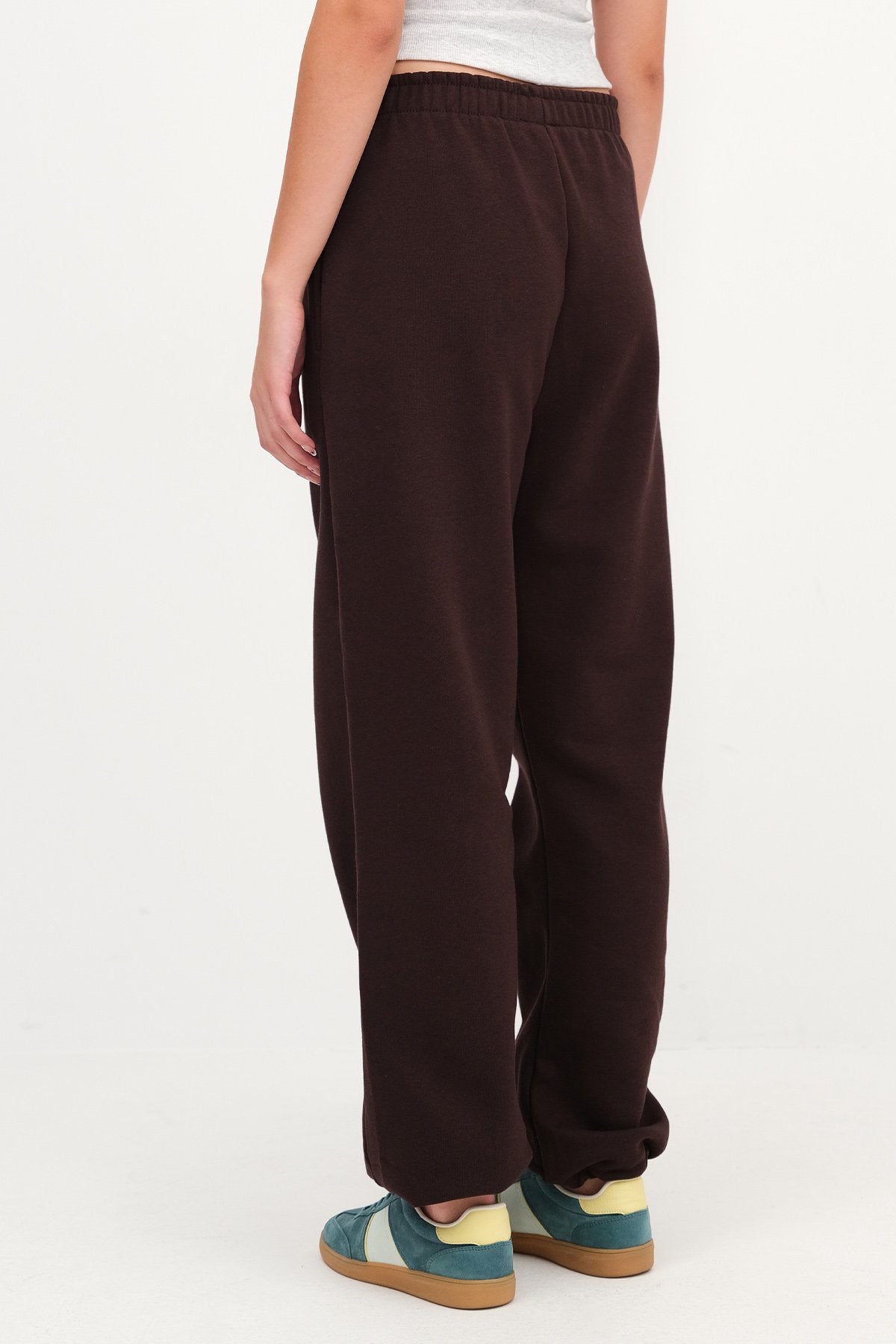 Bitter-Coffee_Elastic-Hem-Fleece-Lined-Sweatpants-addax