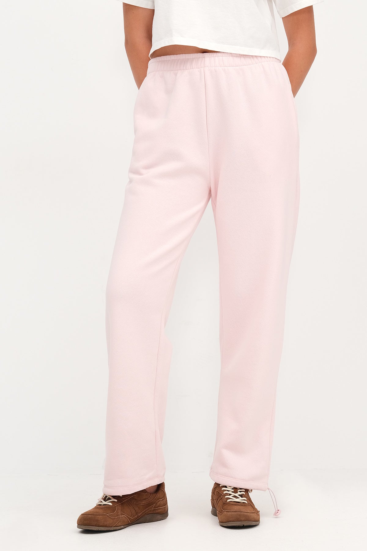 Lotus_Elastic-Hem-Fleece-Lined-Sweatpants-addax