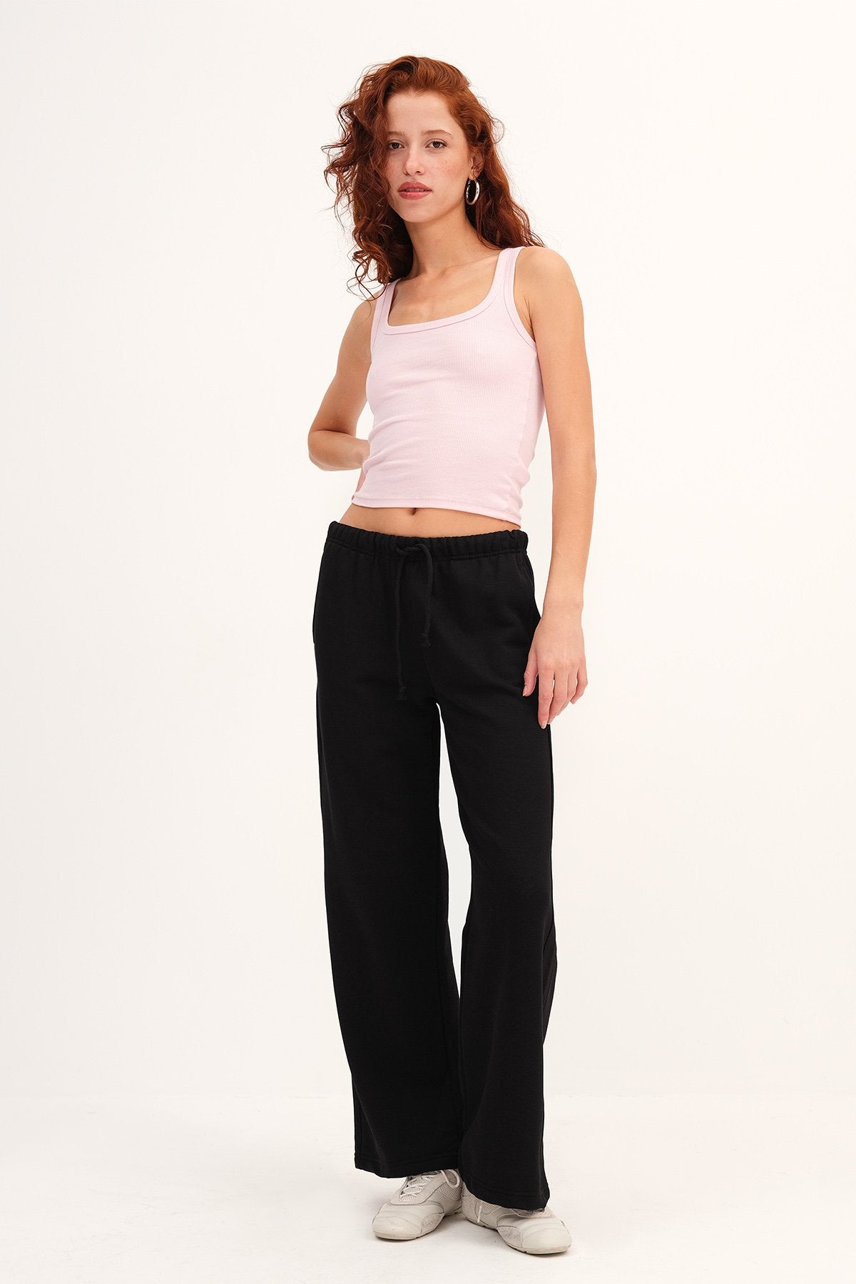 Pocketed Wide Leg Sweatpants