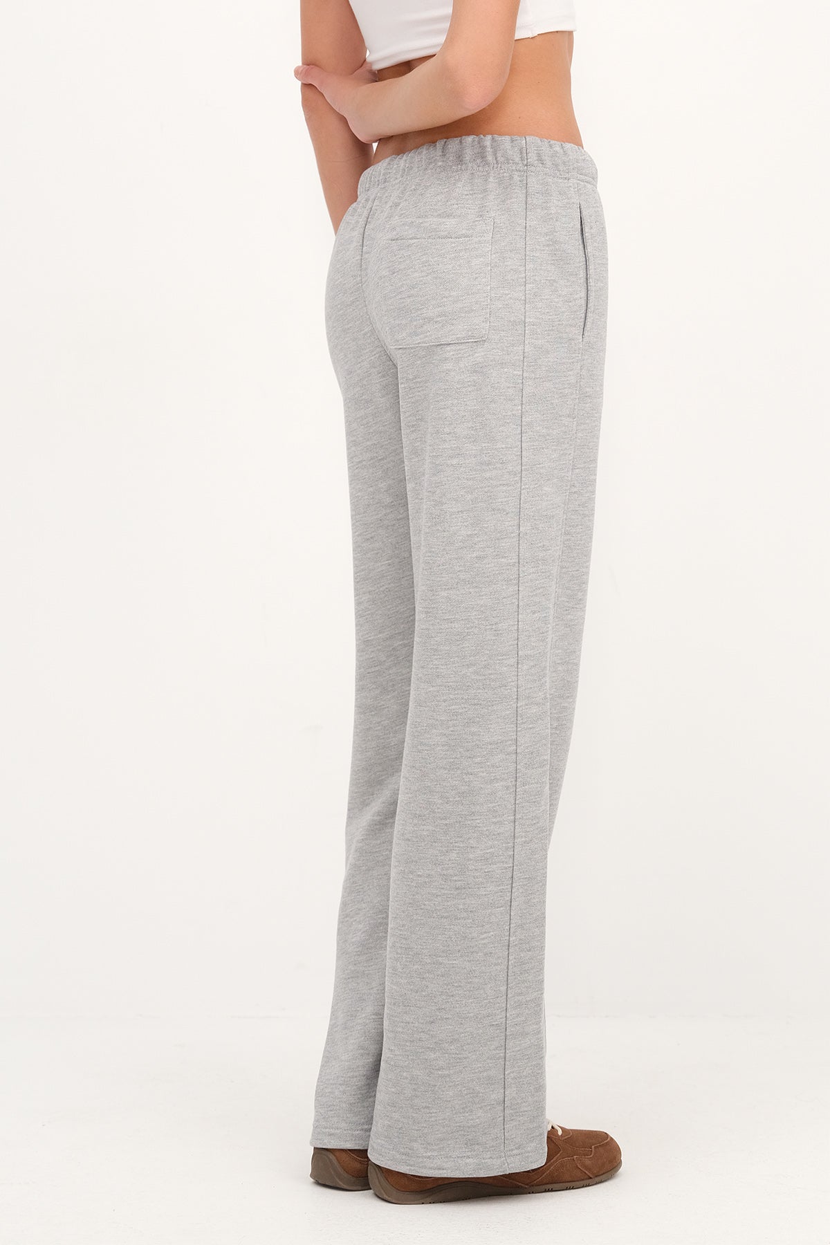 Grey-Melange_Pocketed-Wide-Leg-Sweatpants-addax