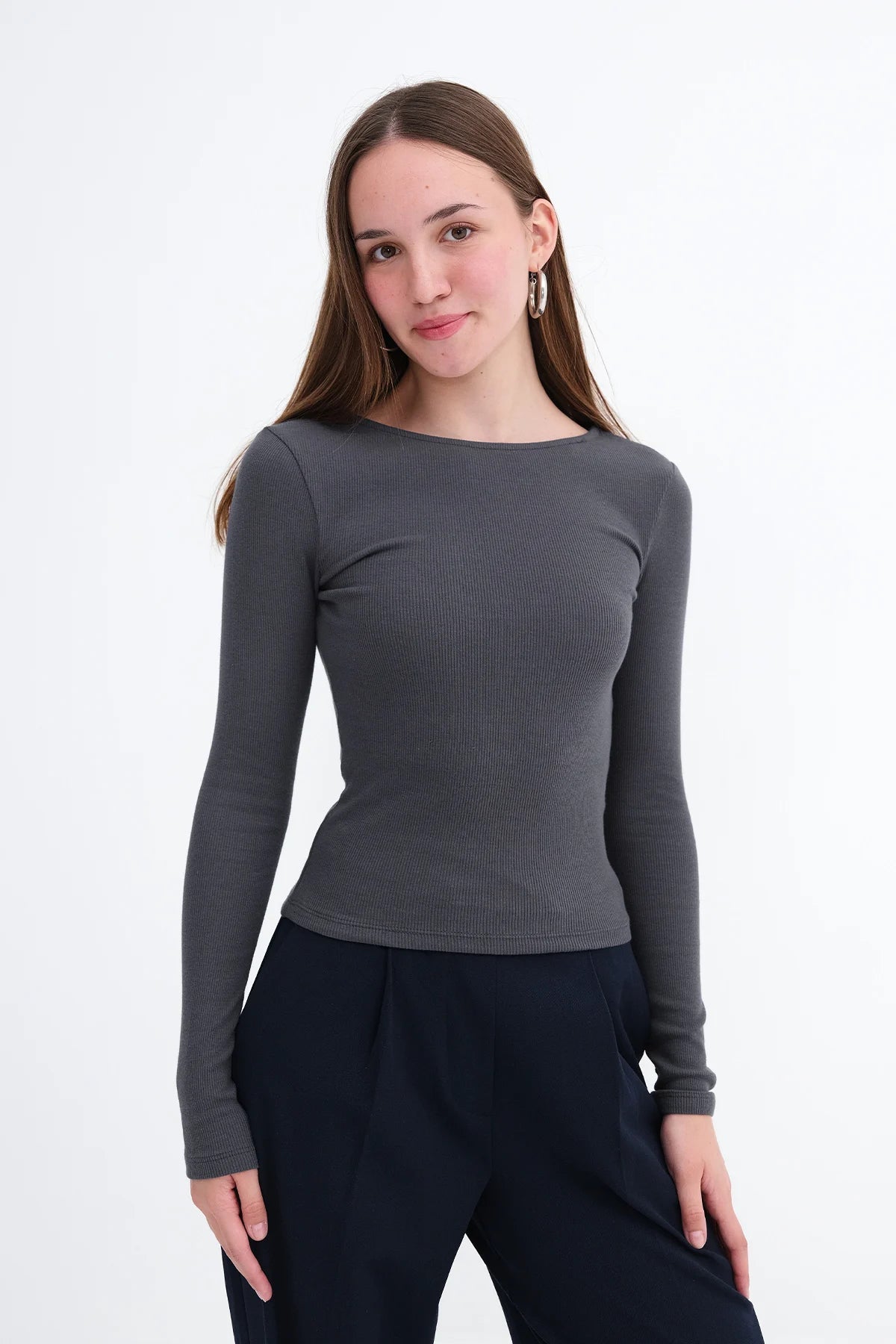 L.Charcoal_Crew-Neck-Ribbed-Blouse_addax