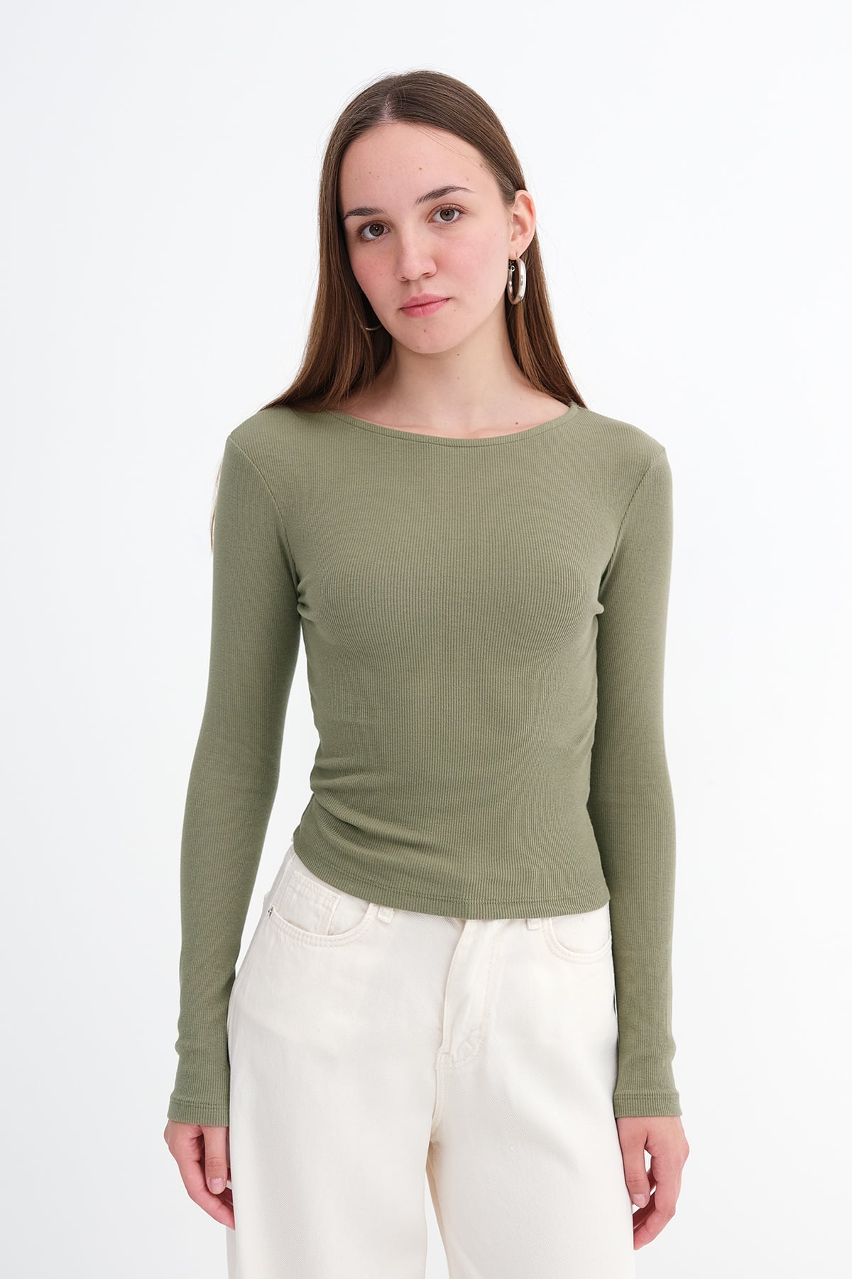 Laurel_Crew-Neck-Ribbed-Blouse-addax