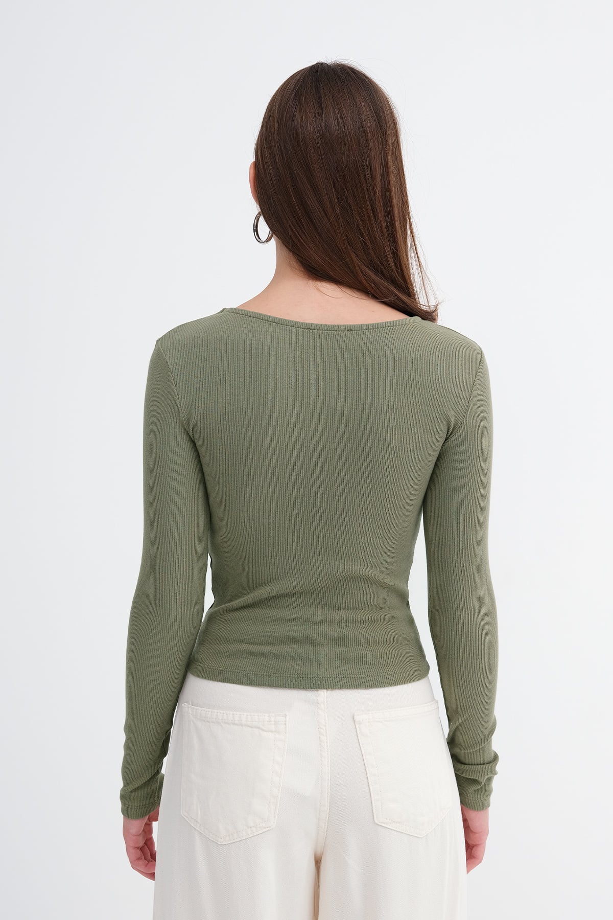 Laurel_Crew-Neck-Ribbed-Blouse-addax