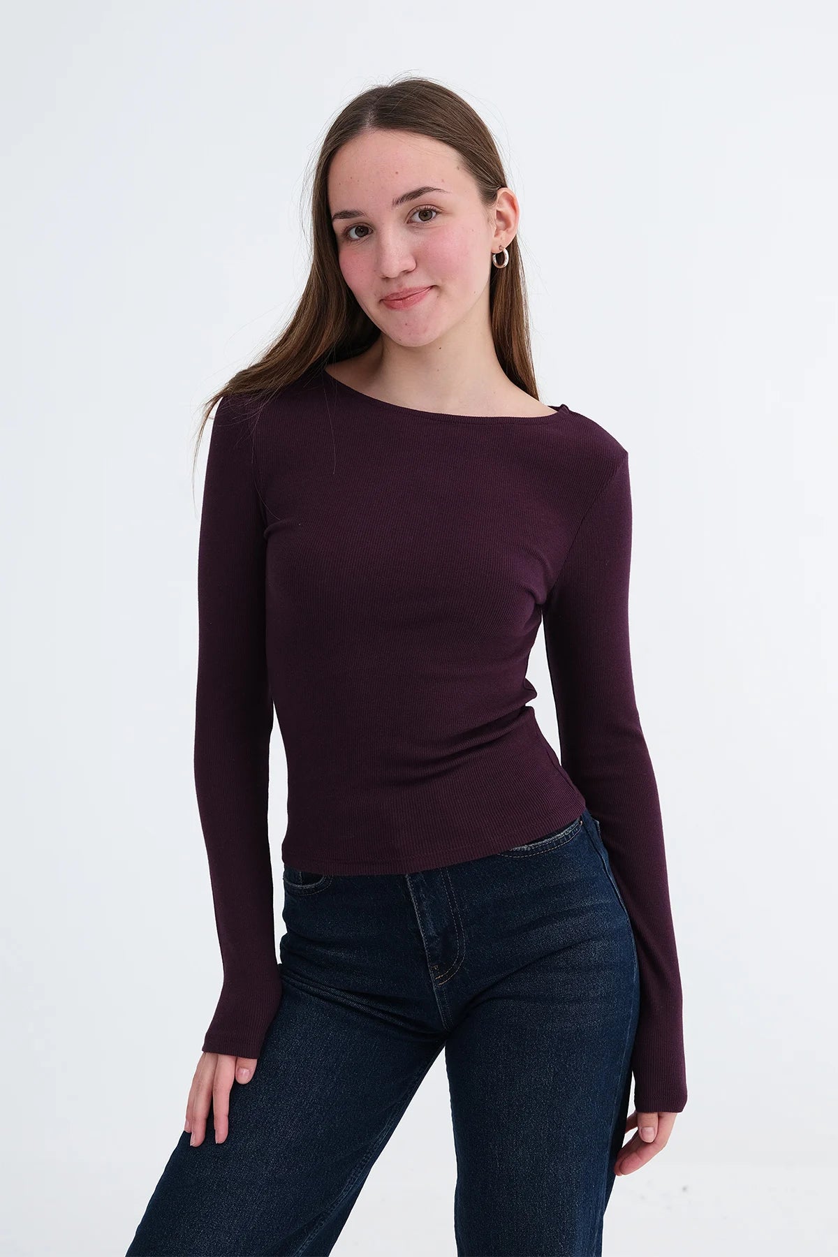 Gardenia_Crew-Neck-Ribbed-Blouse-addax