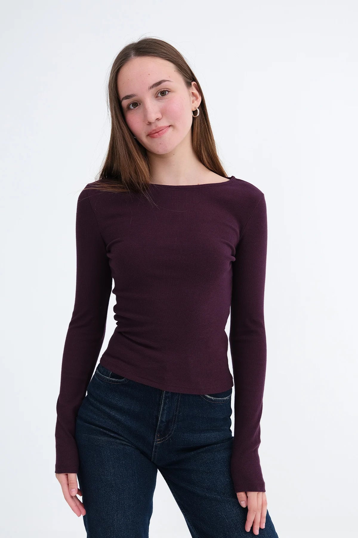 Gardenia_Crew-Neck-Ribbed-Blouse-addax