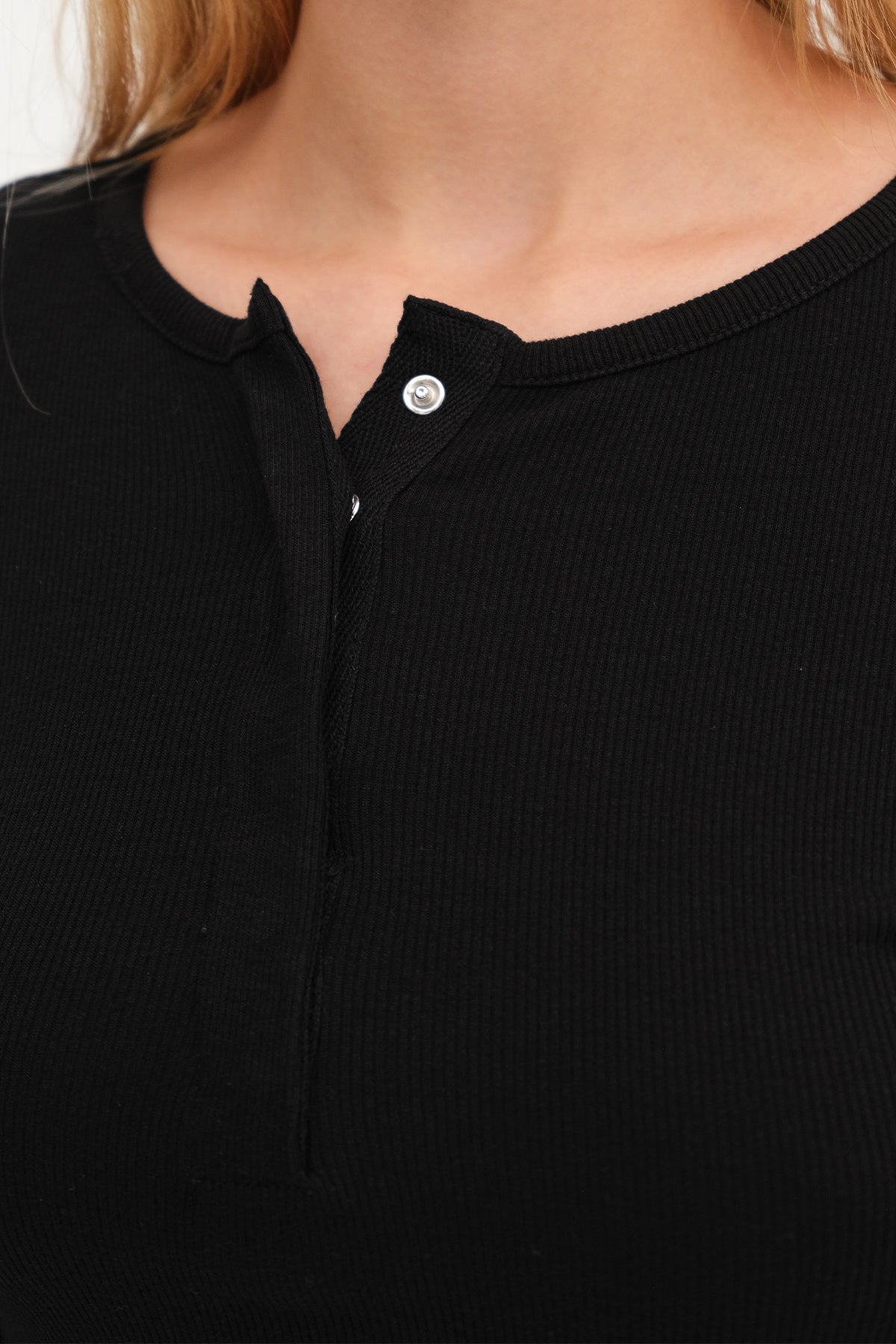 Black_Snap-Button-Neck-Blouse-addax