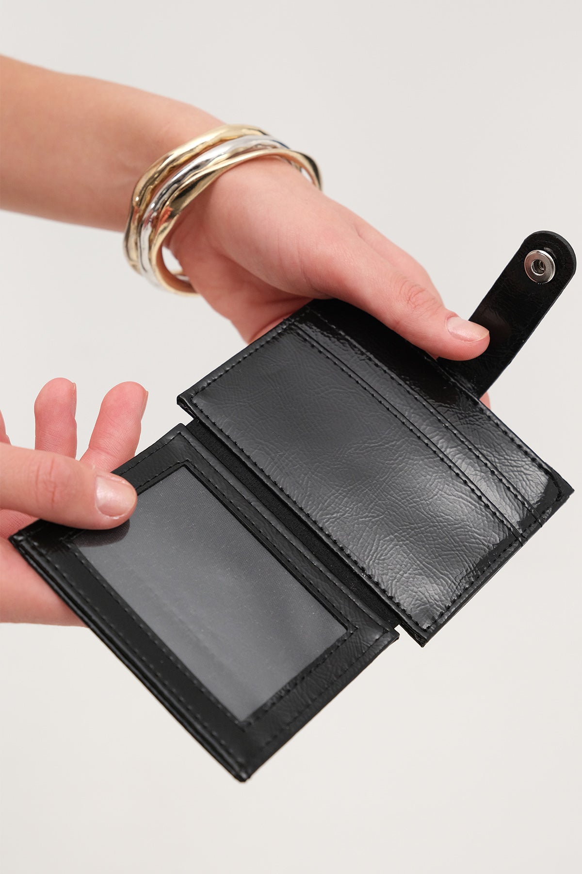 Black_Card-Holder-Wallet-addax