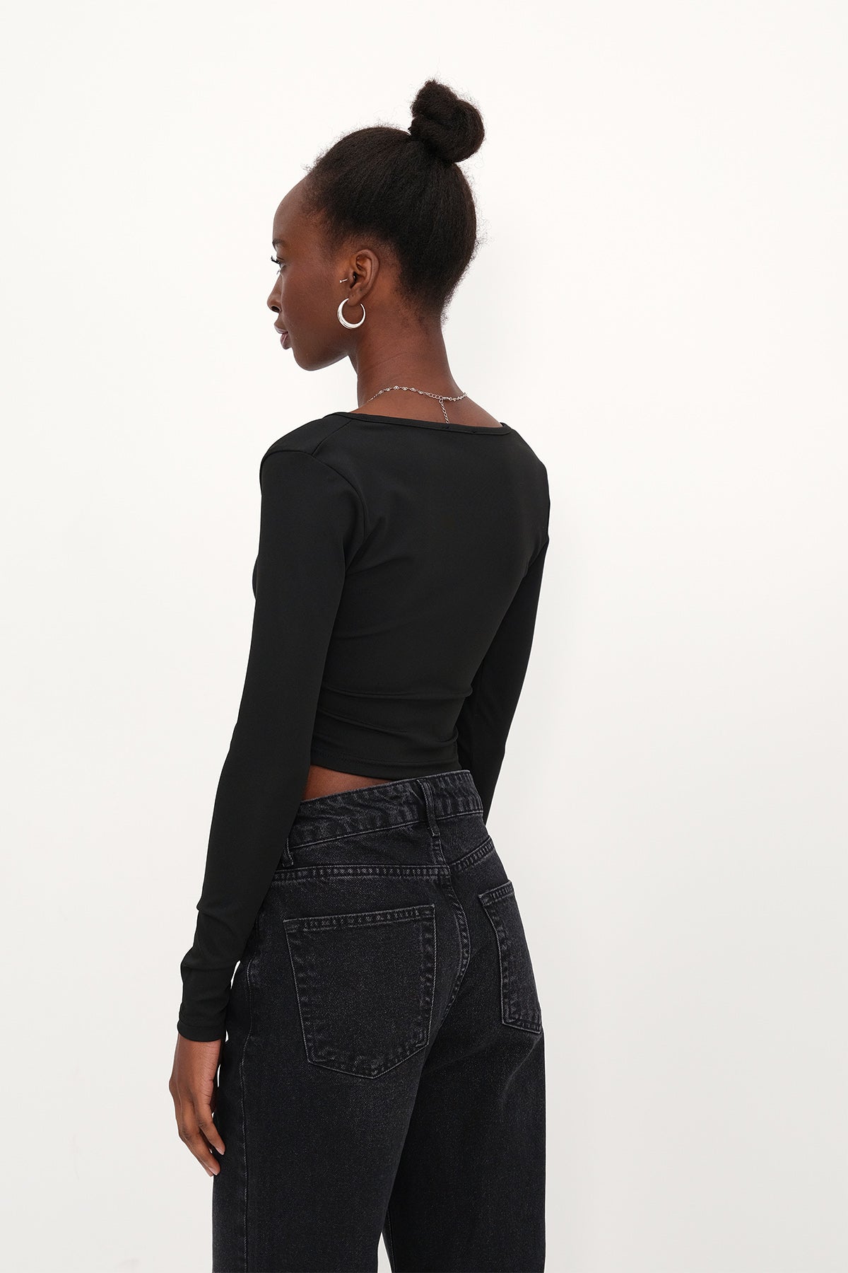 Black_V-Neck-Crop-Blouse-addax