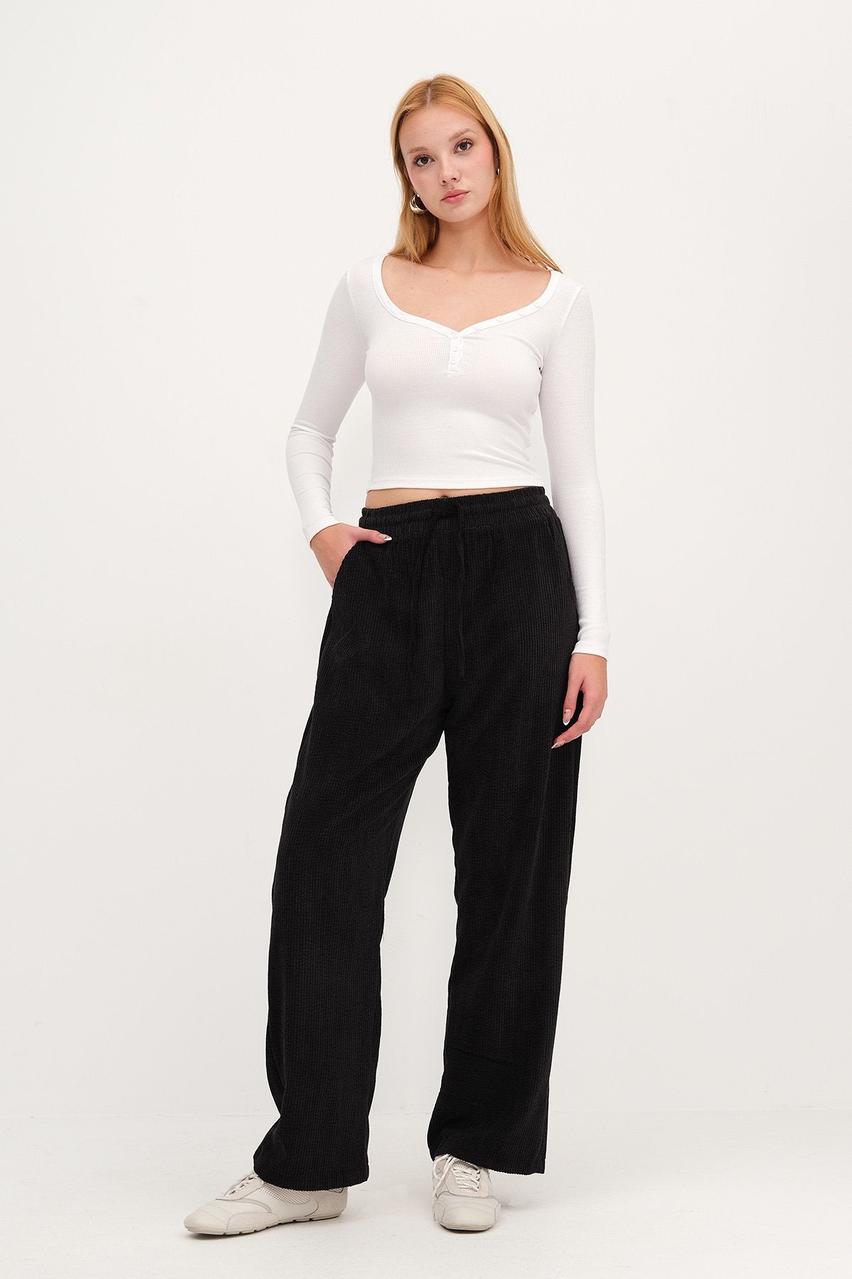 Elastic Waist Velvet Pants