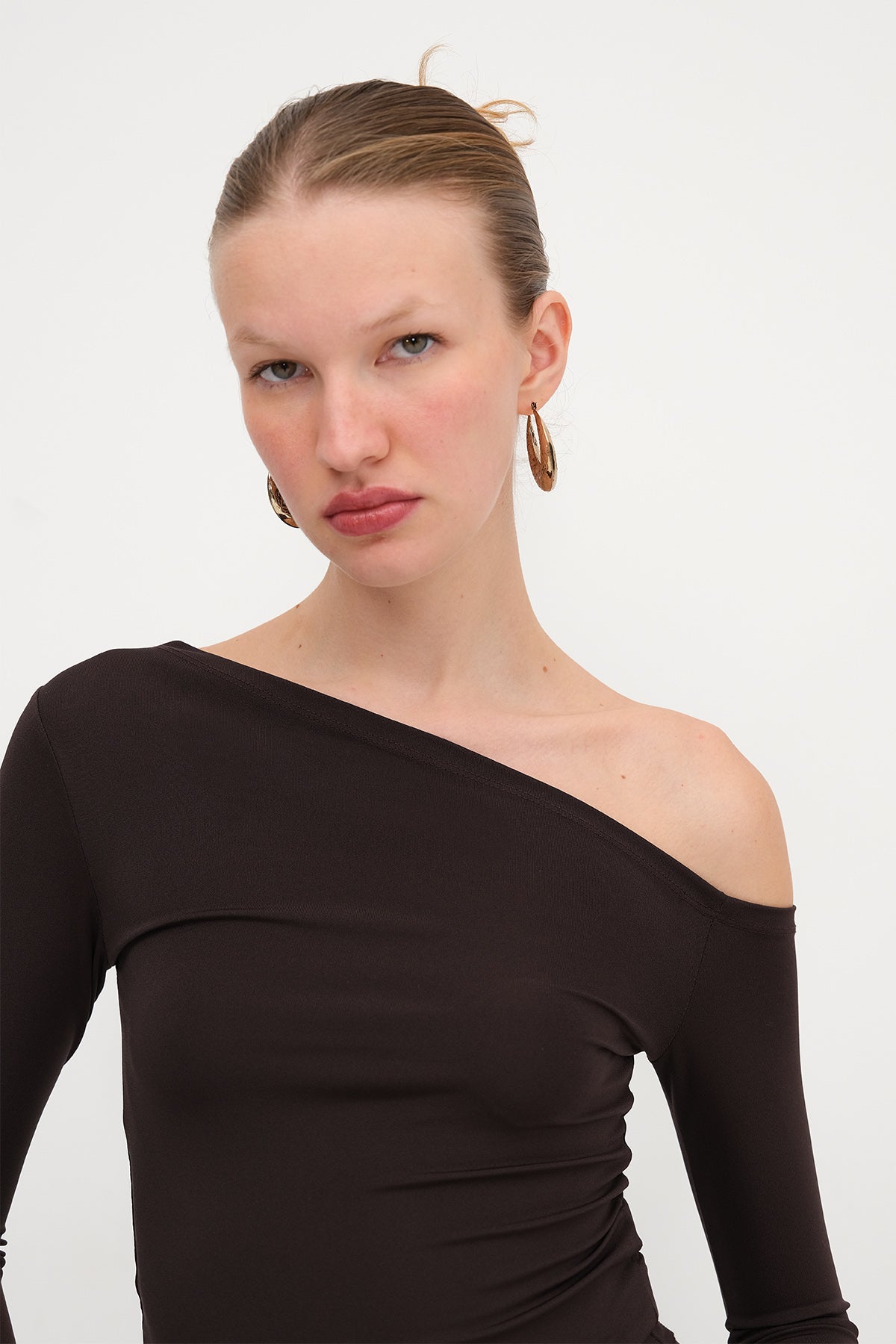 Bitter-Coffee_Asymmetric-Neck-Blouse-addax