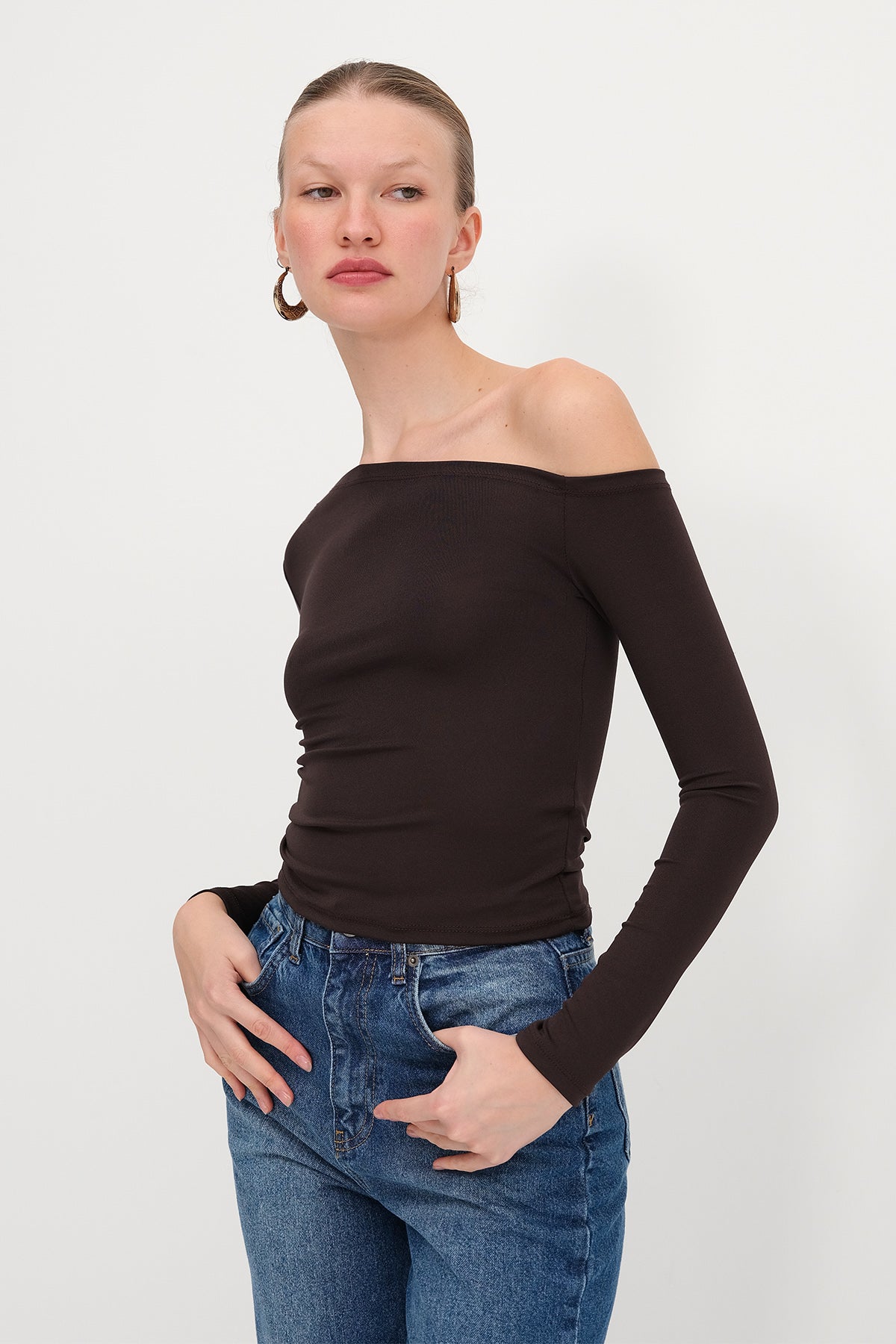 Bitter-Coffee_Asymmetric-Neck-Blouse-addax