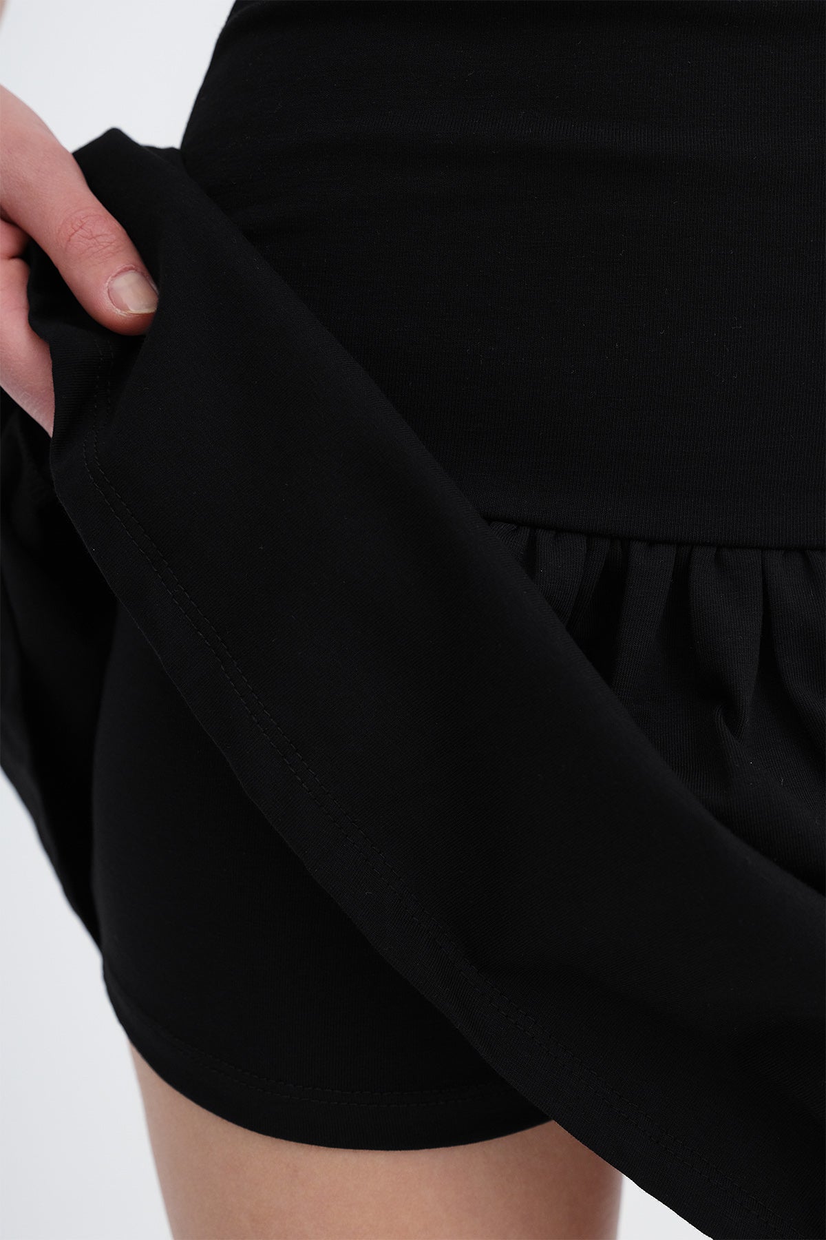 Black_Foldable-Waist-Detail-Mini-Skirt-addax