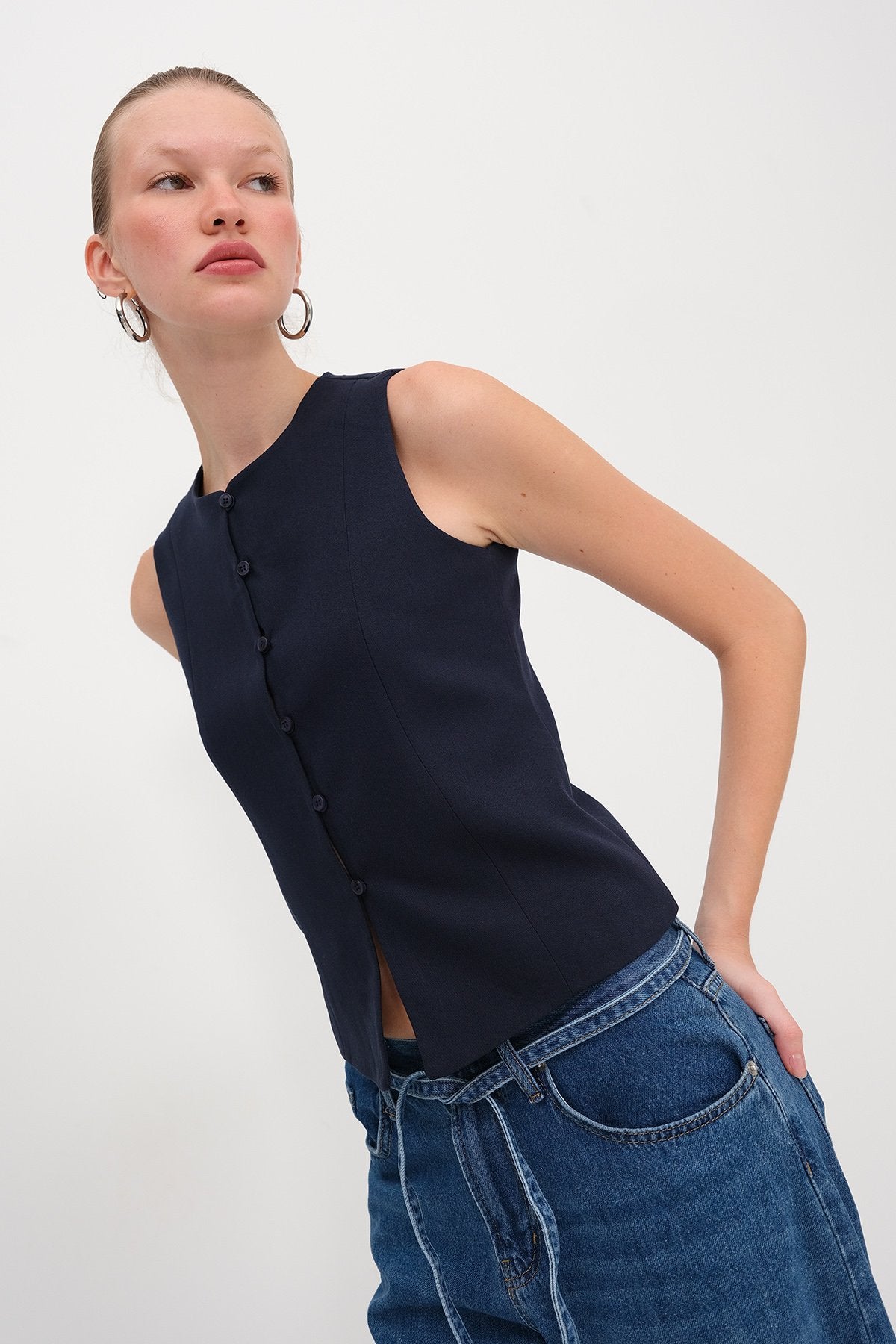 Night-Blue_Crew-Neck-Buttoned-Vest-addax