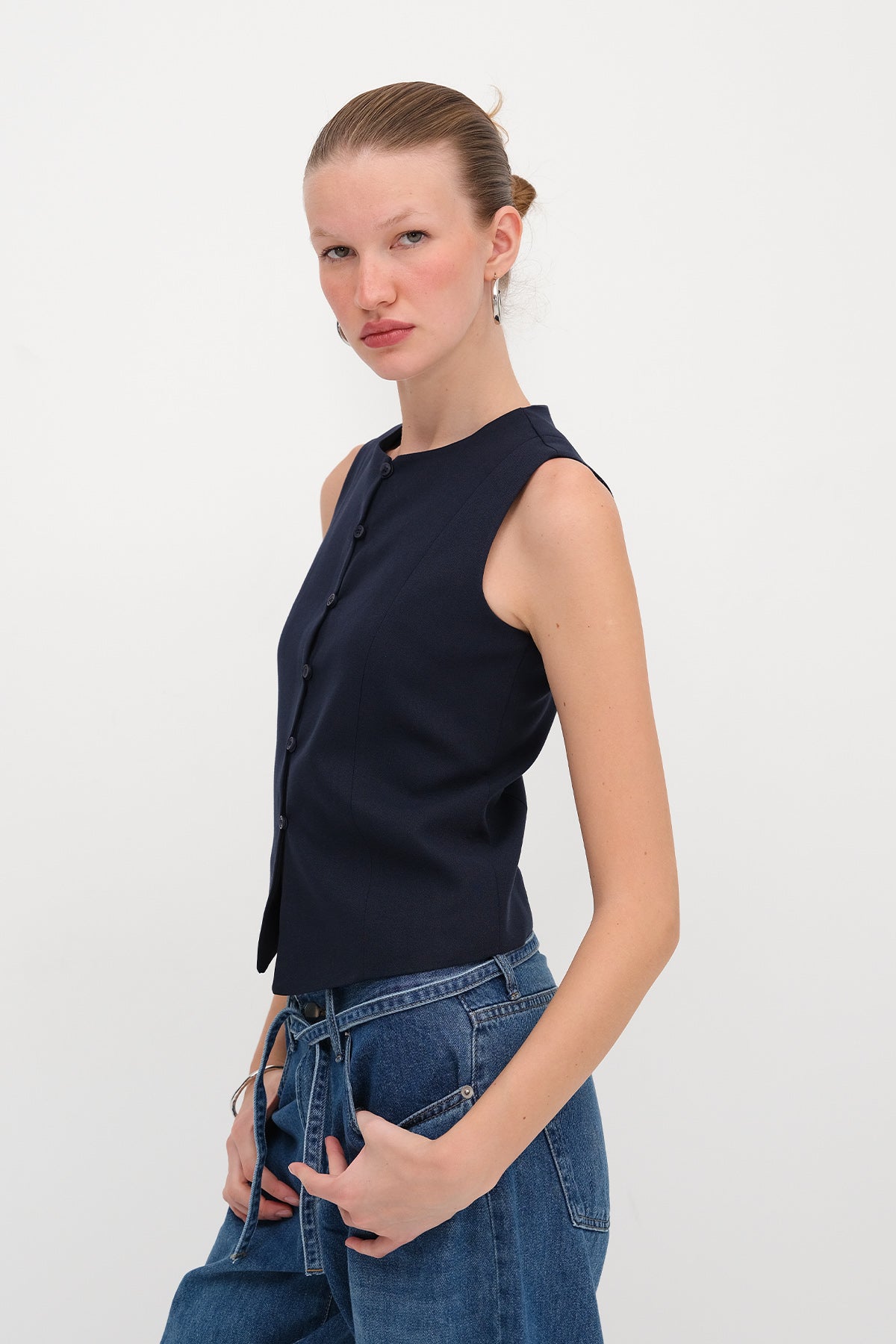 Night-Blue_Crew-Neck-Buttoned-Vest-addax