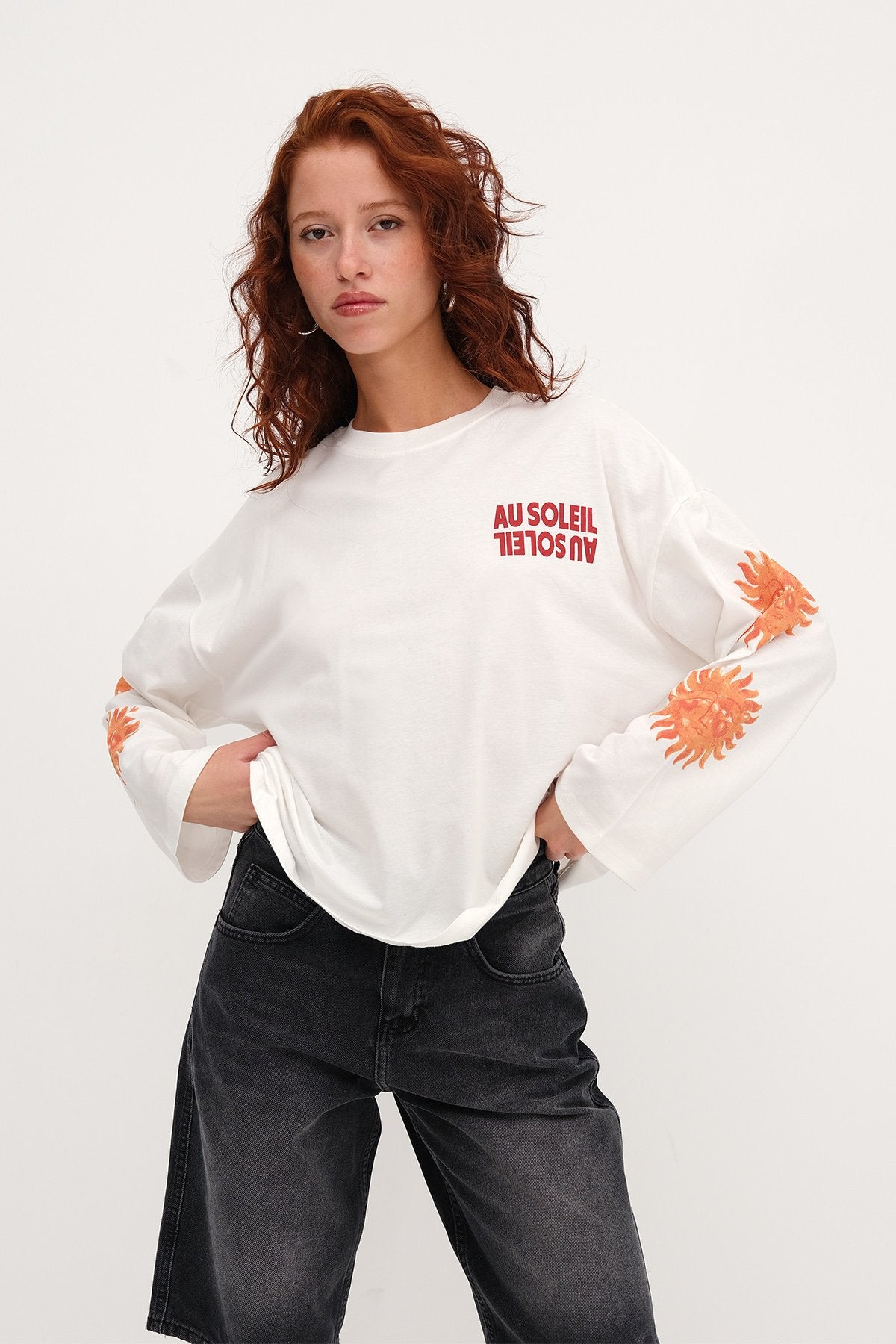 Ecru_Printed-Long-Sleeve-T-shirt-addax