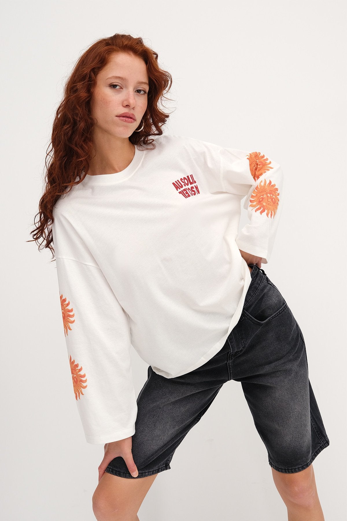 Ecru_Printed-Long-Sleeve-T-shirt-addax