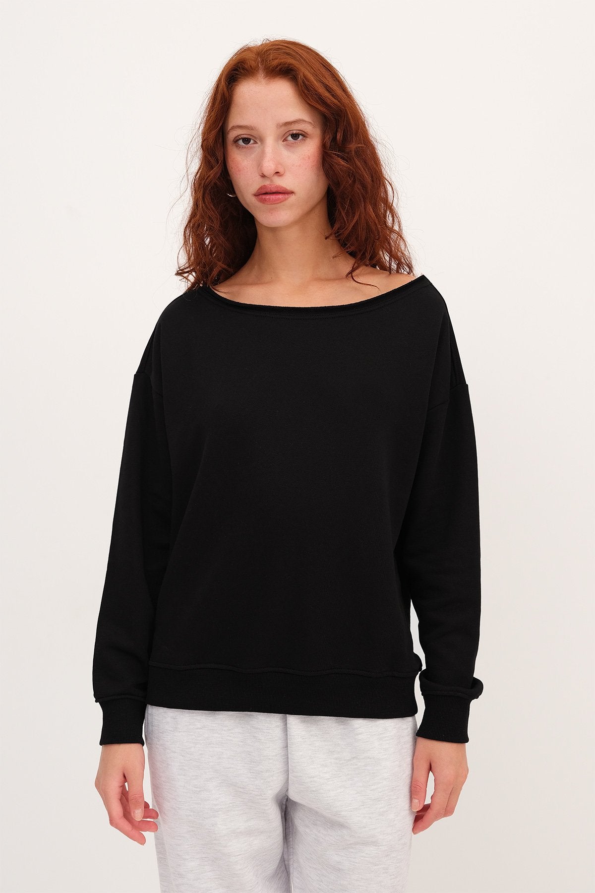 Black_Boat-Neck-Sweatshirt-addax