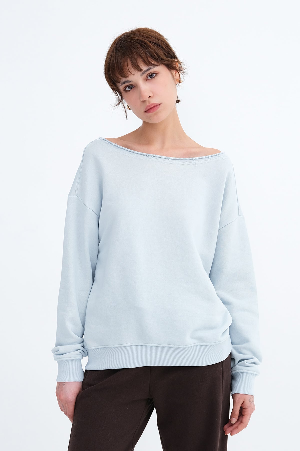 Baby-Blue_Boat-Neck-Sweatshirt-addax