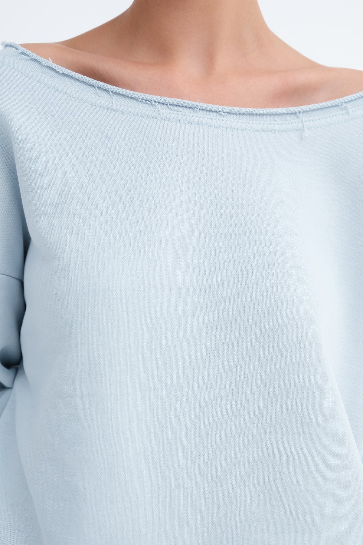 Baby-Blue_Boat-Neck-Sweatshirt-addax