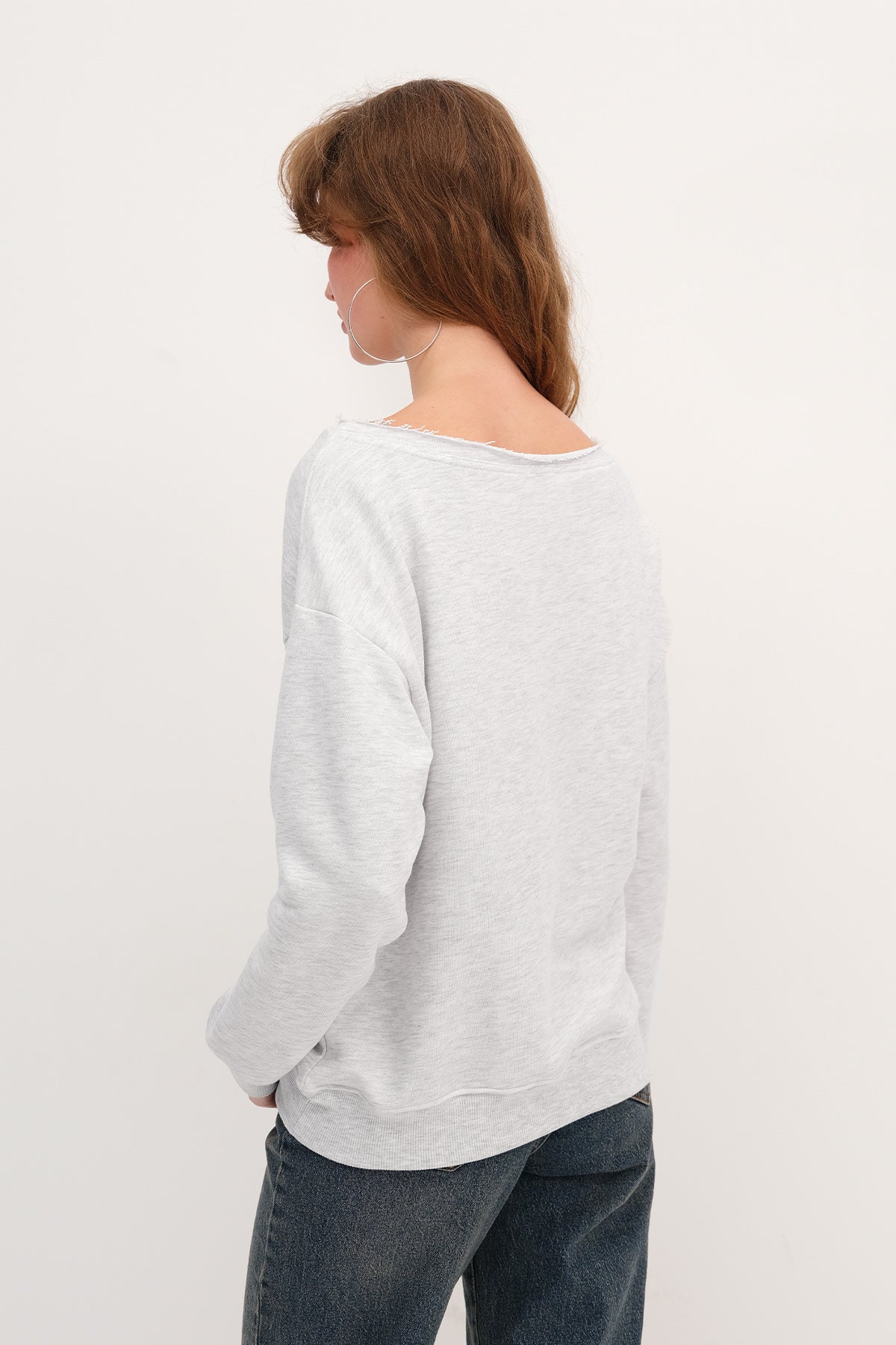 Snow-Melange_Boat-Neck-Sweatshirt-addax