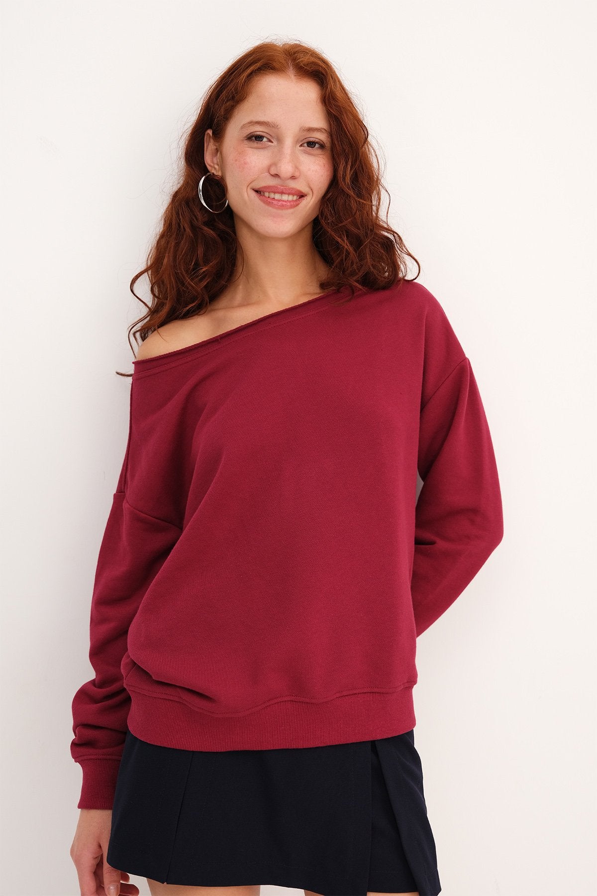 Ruby_Boat-Neck-Sweatshirt-addax