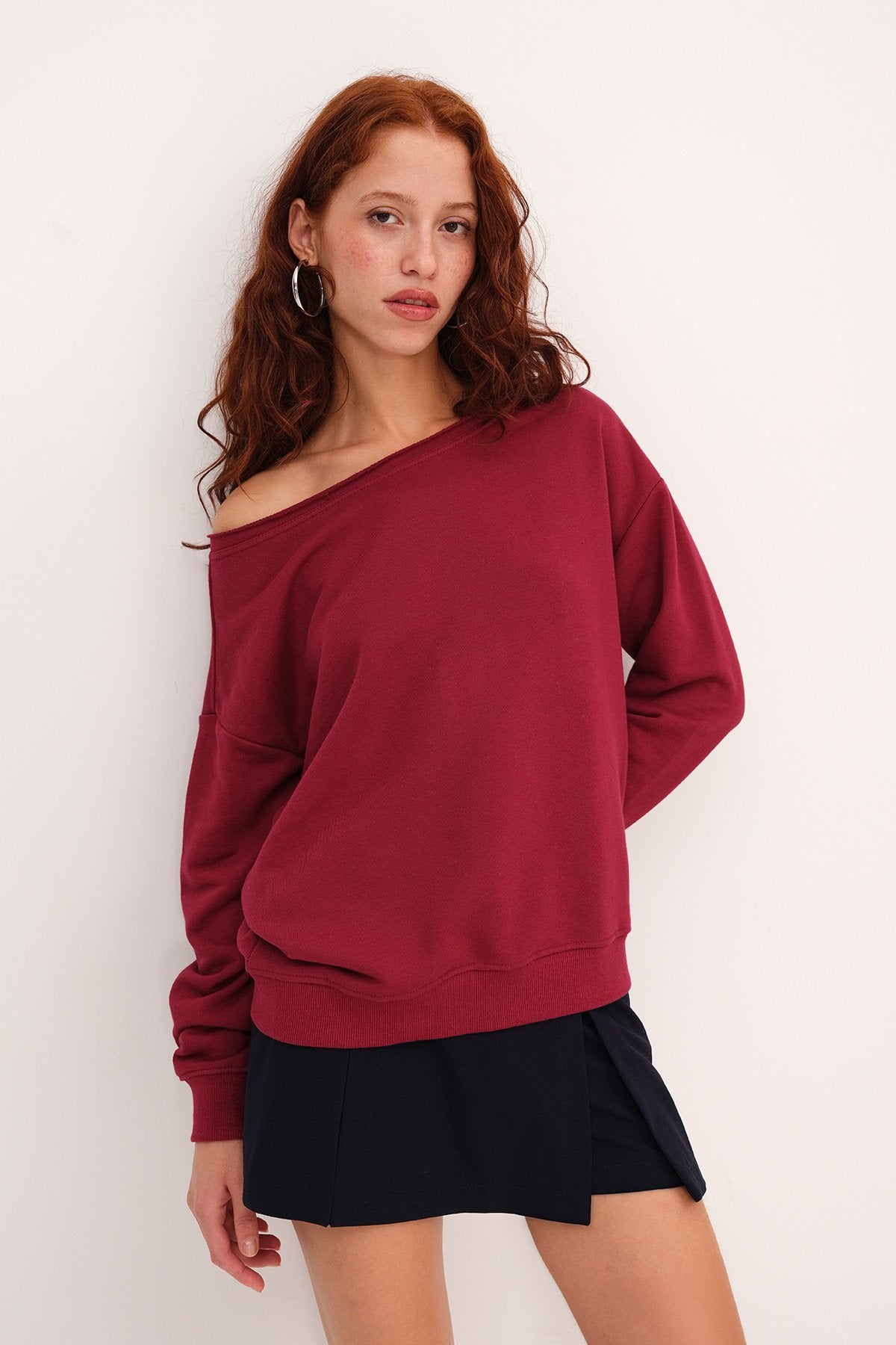 Ruby_Boat-Neck-Sweatshirt-addax