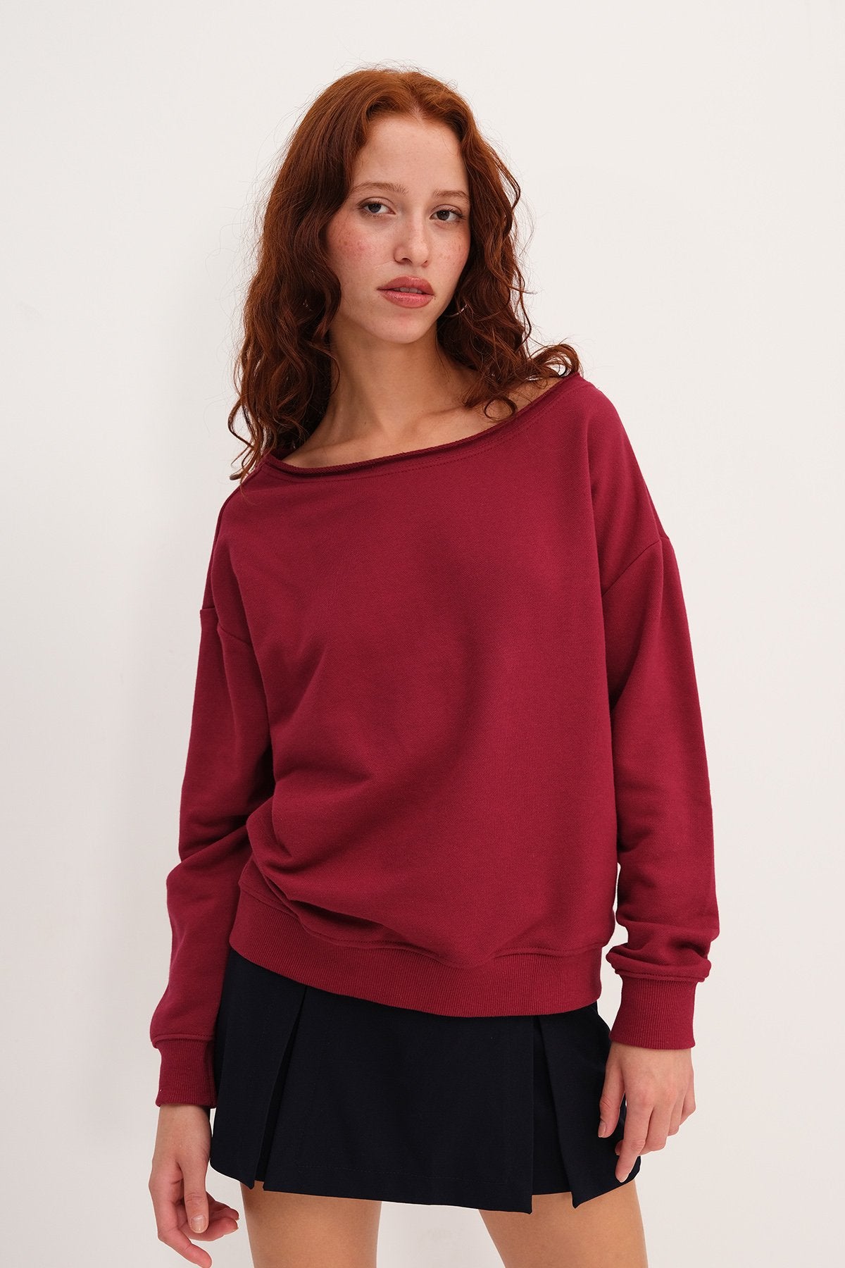 Ruby_Boat-Neck-Sweatshirt-addax