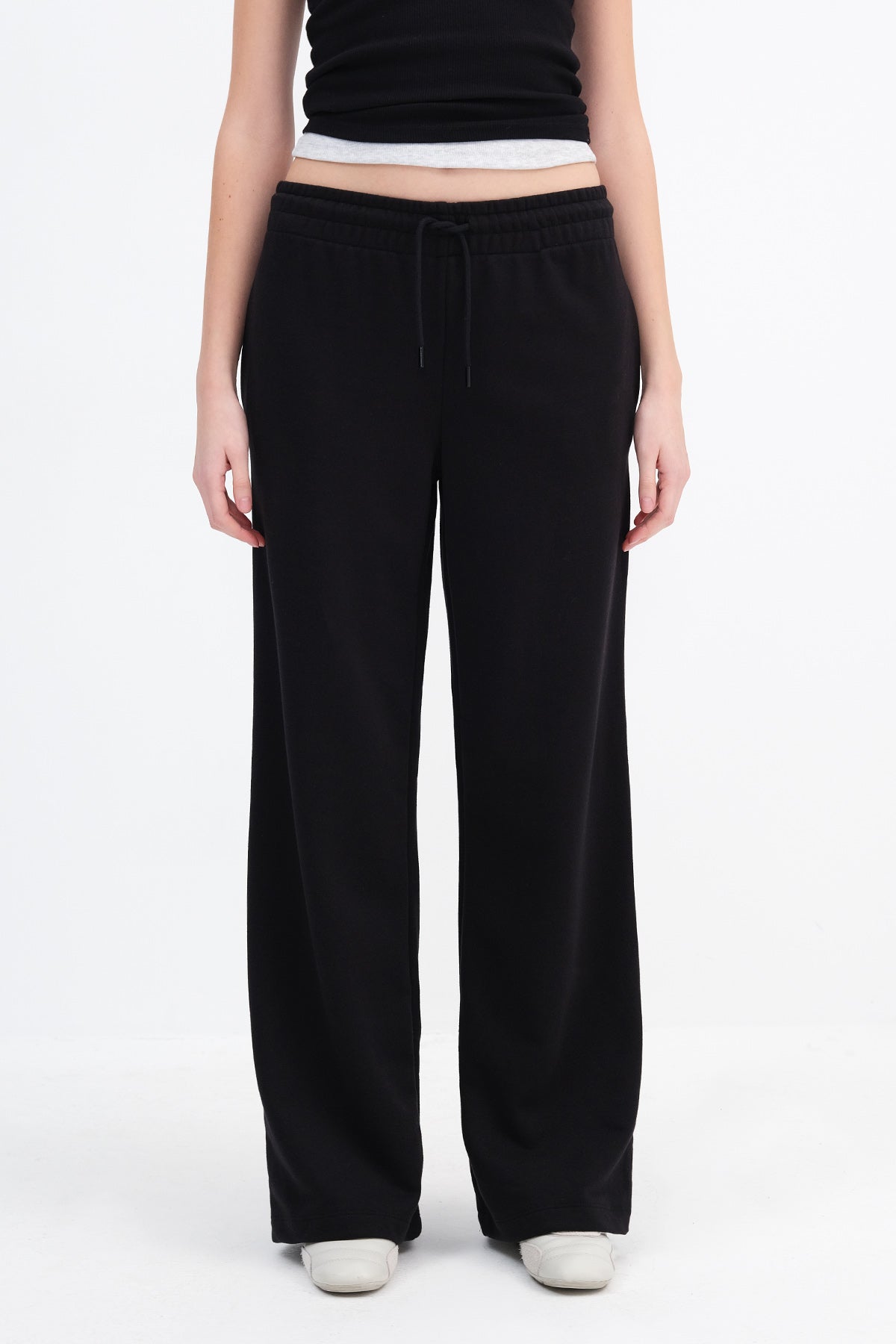 Black_Elasticated-Waist-Wide-Leg-Joggers-addax