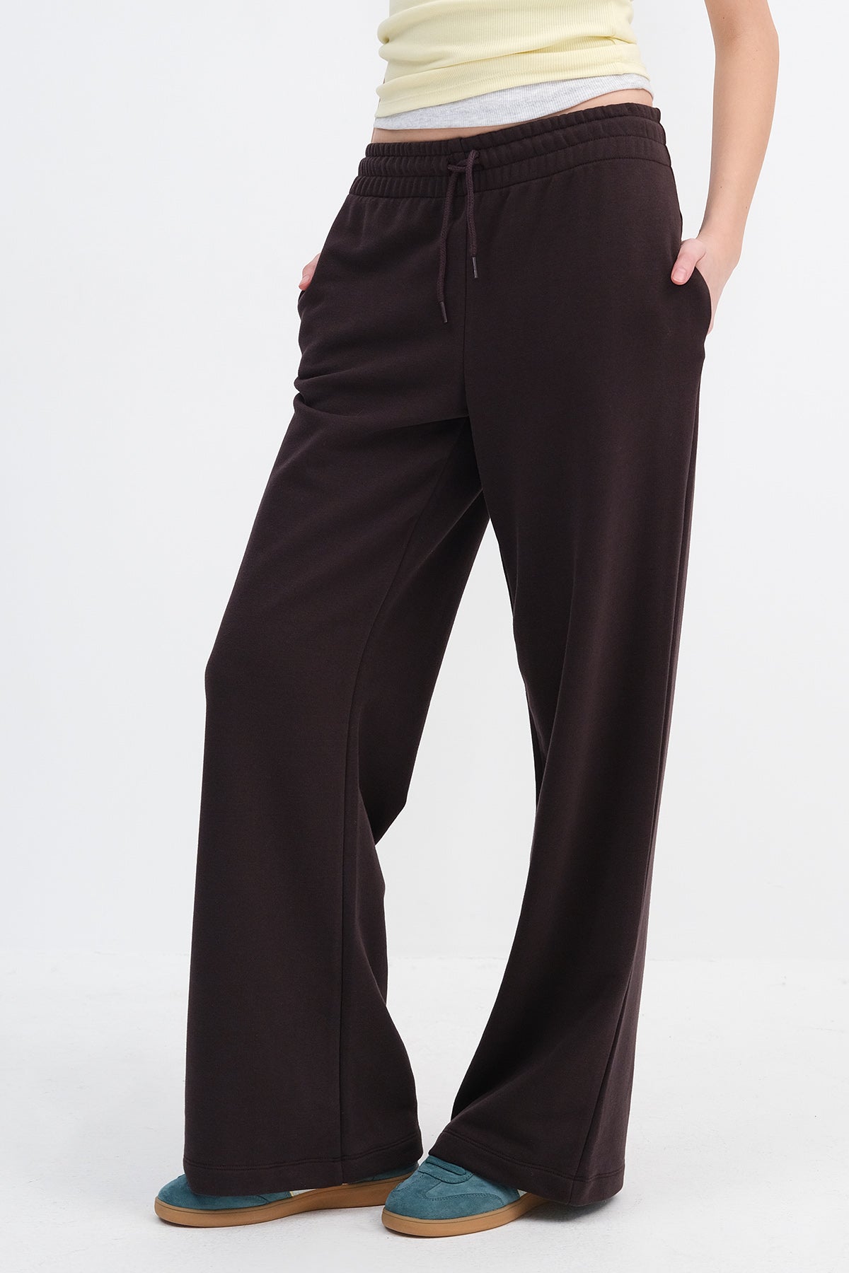 Bitter-Coffee_Elasticated-Waist-Wide-Leg-Joggers-addax