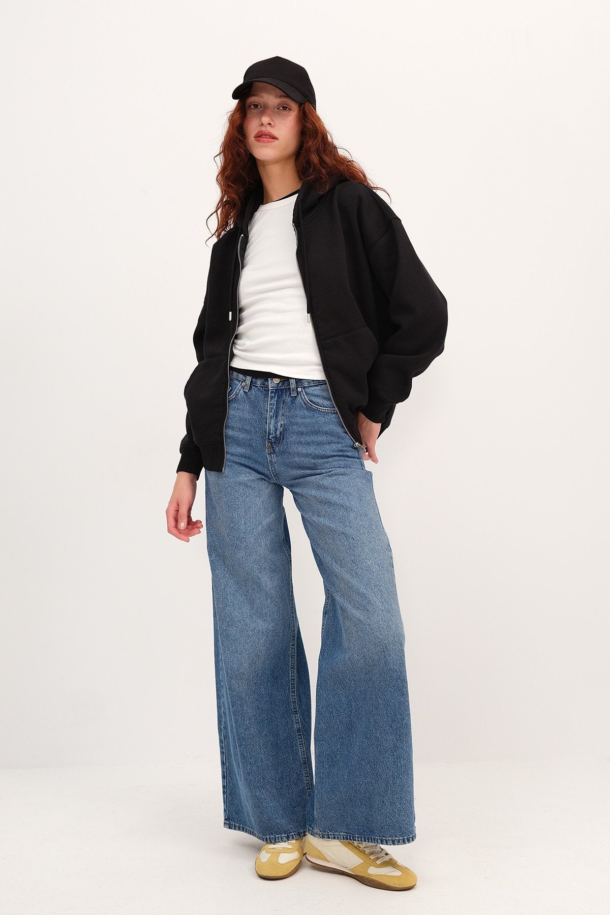 Black_Fleece-Lined-Zip-Up-Sweatshirt-addax