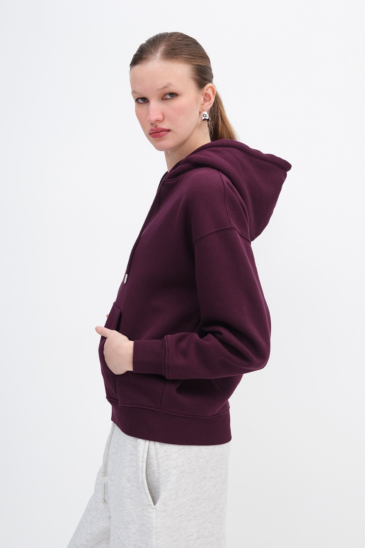 Gardenia_Fleece-Lined-Zip-Up-Sweatshirt-addax