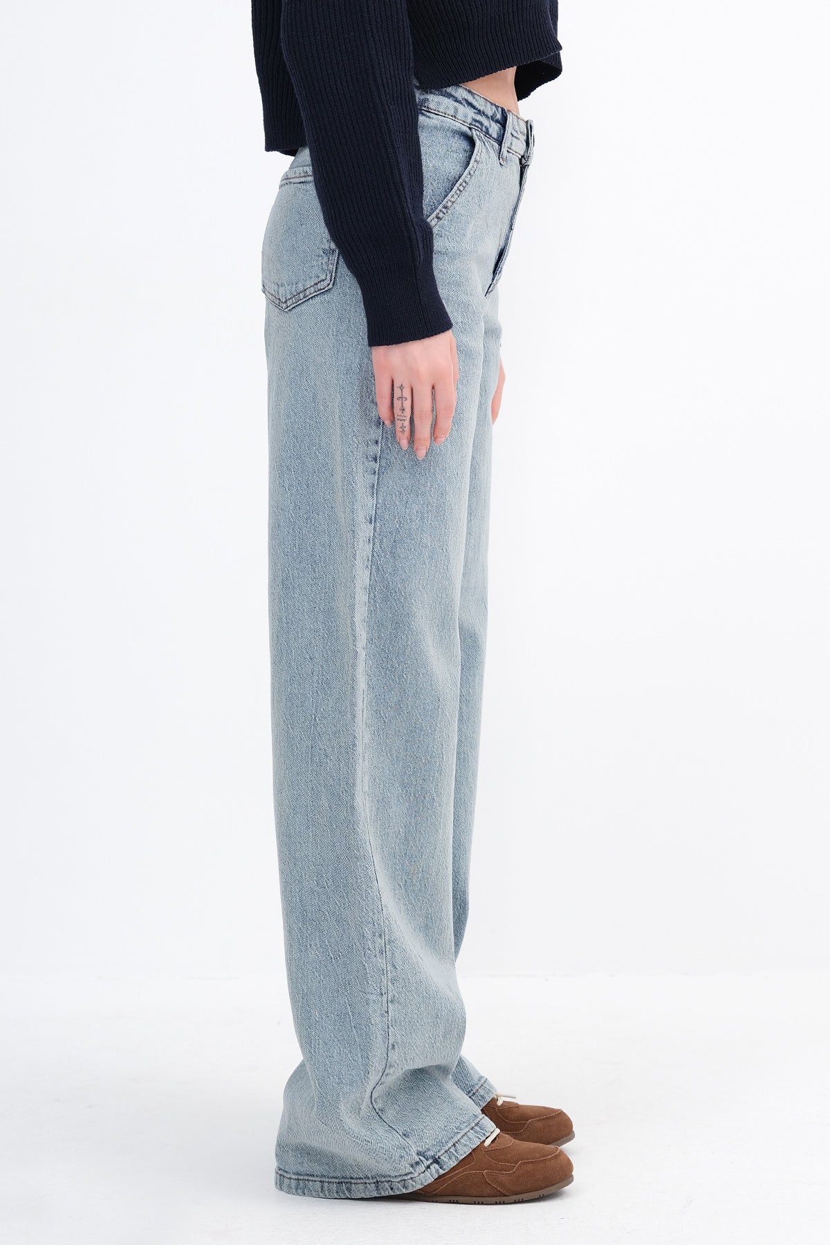 Acid-Wash_Wide-Leg-Jeans-addax