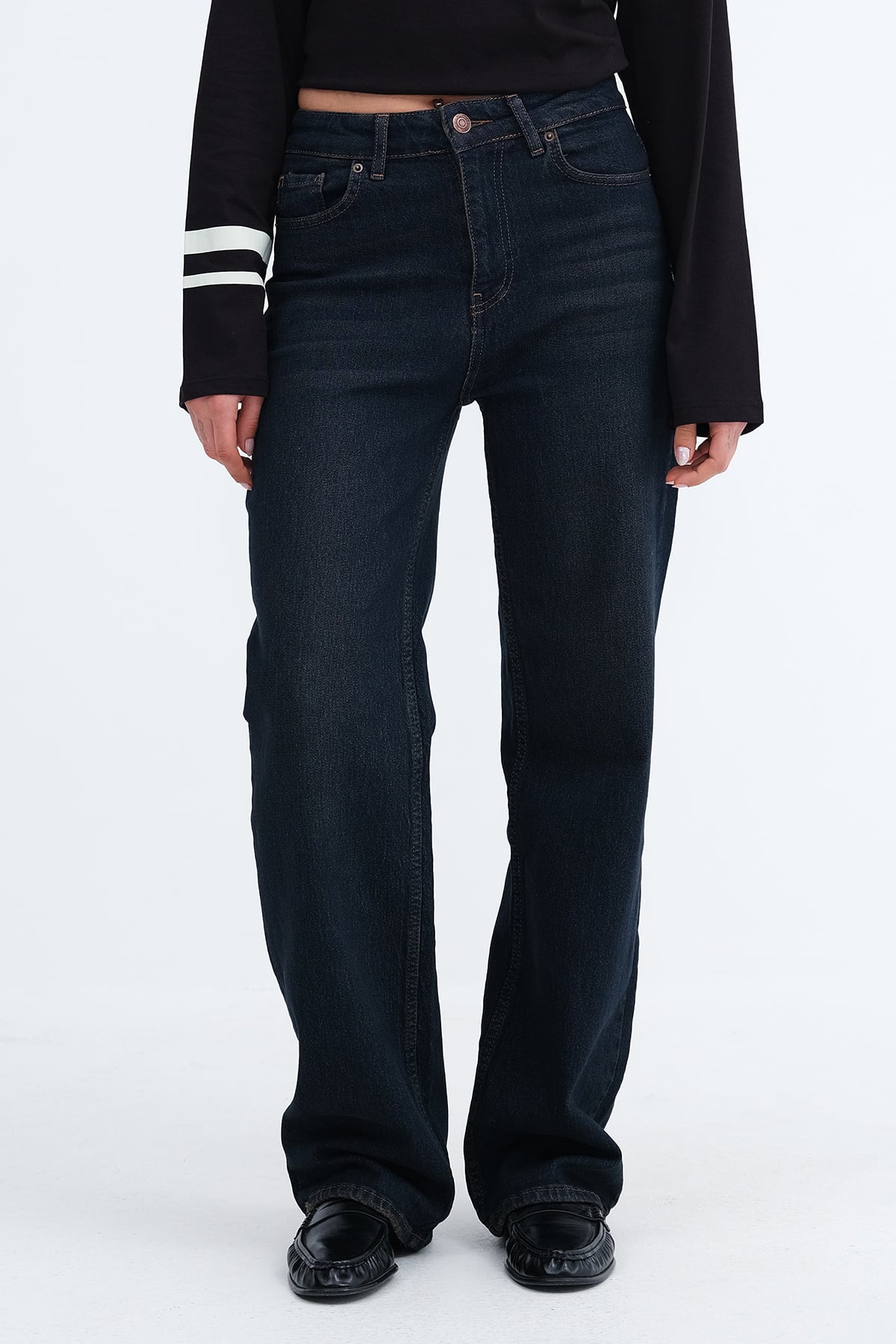 B.Tint_Wide-Leg-Jean-Pants-addax
