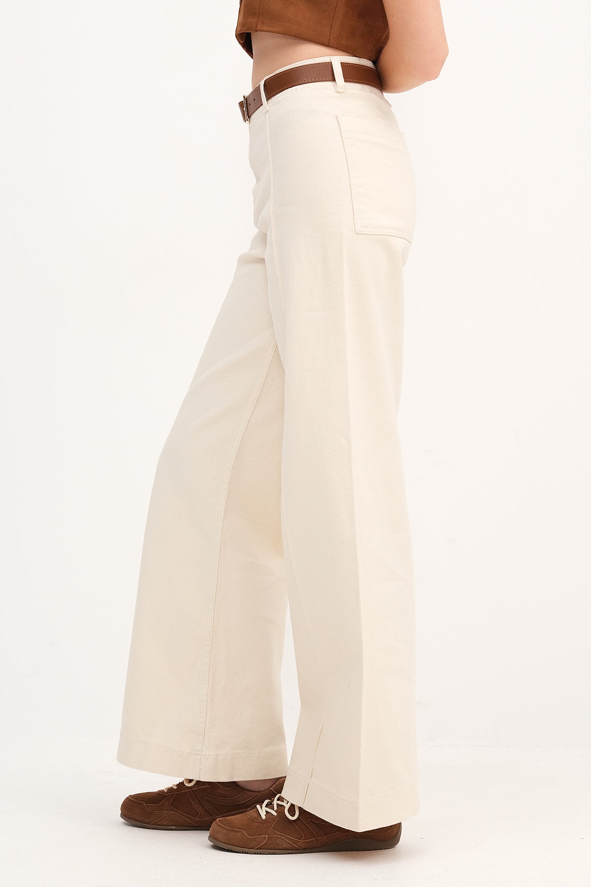 Stone_Stitch-Detail-Wide-Leg-Jeans-addax