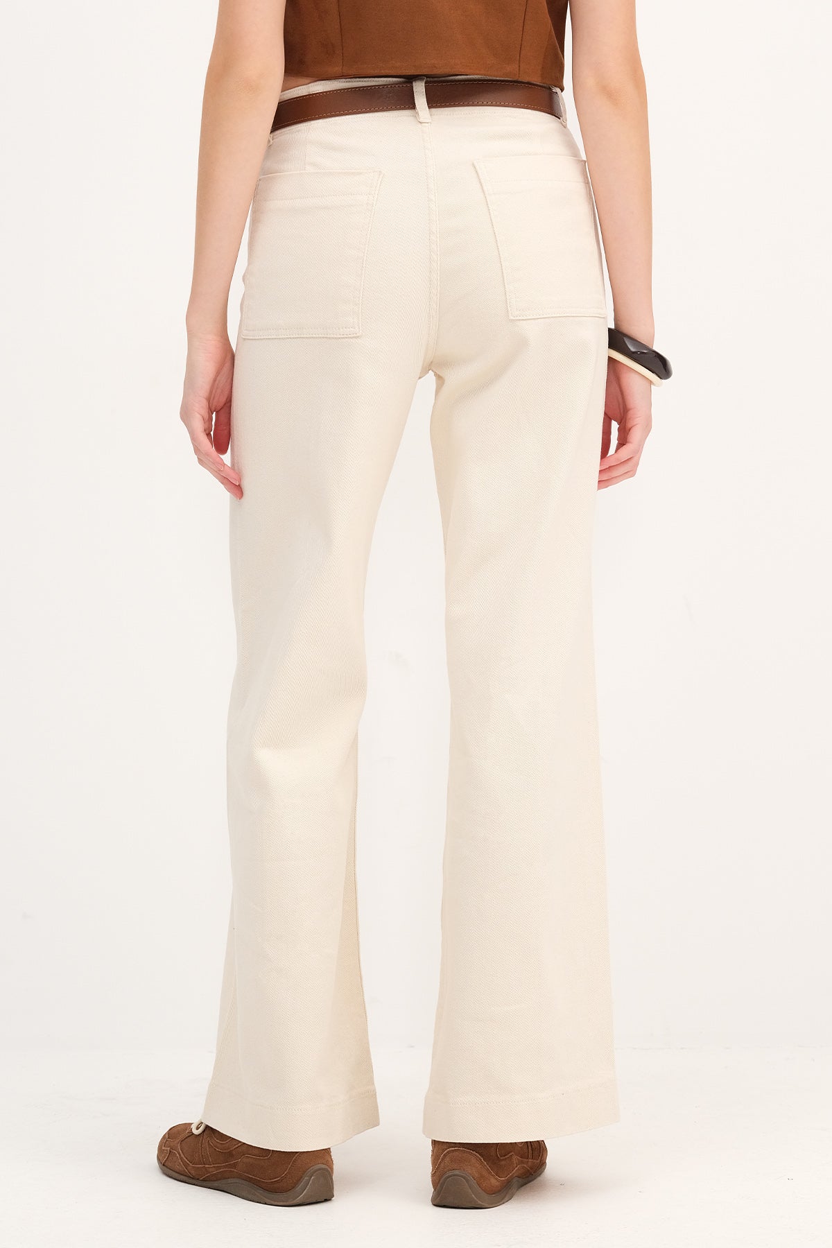 Stone_Stitch-Detail-Wide-Leg-Jeans-addax
