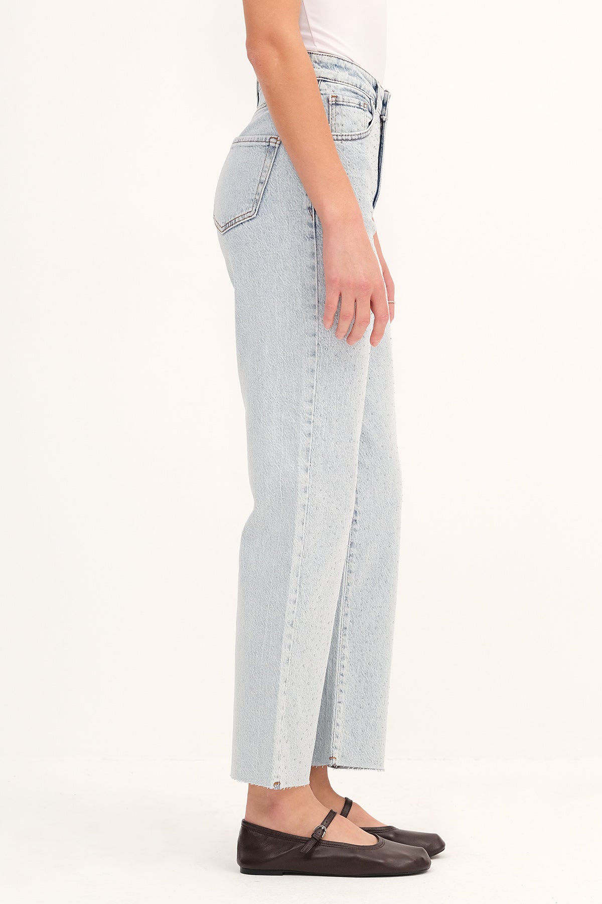 Light-Blue_Embellished-Jeans-addax