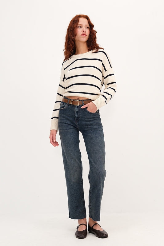 Straight Leg Jeans with Belt