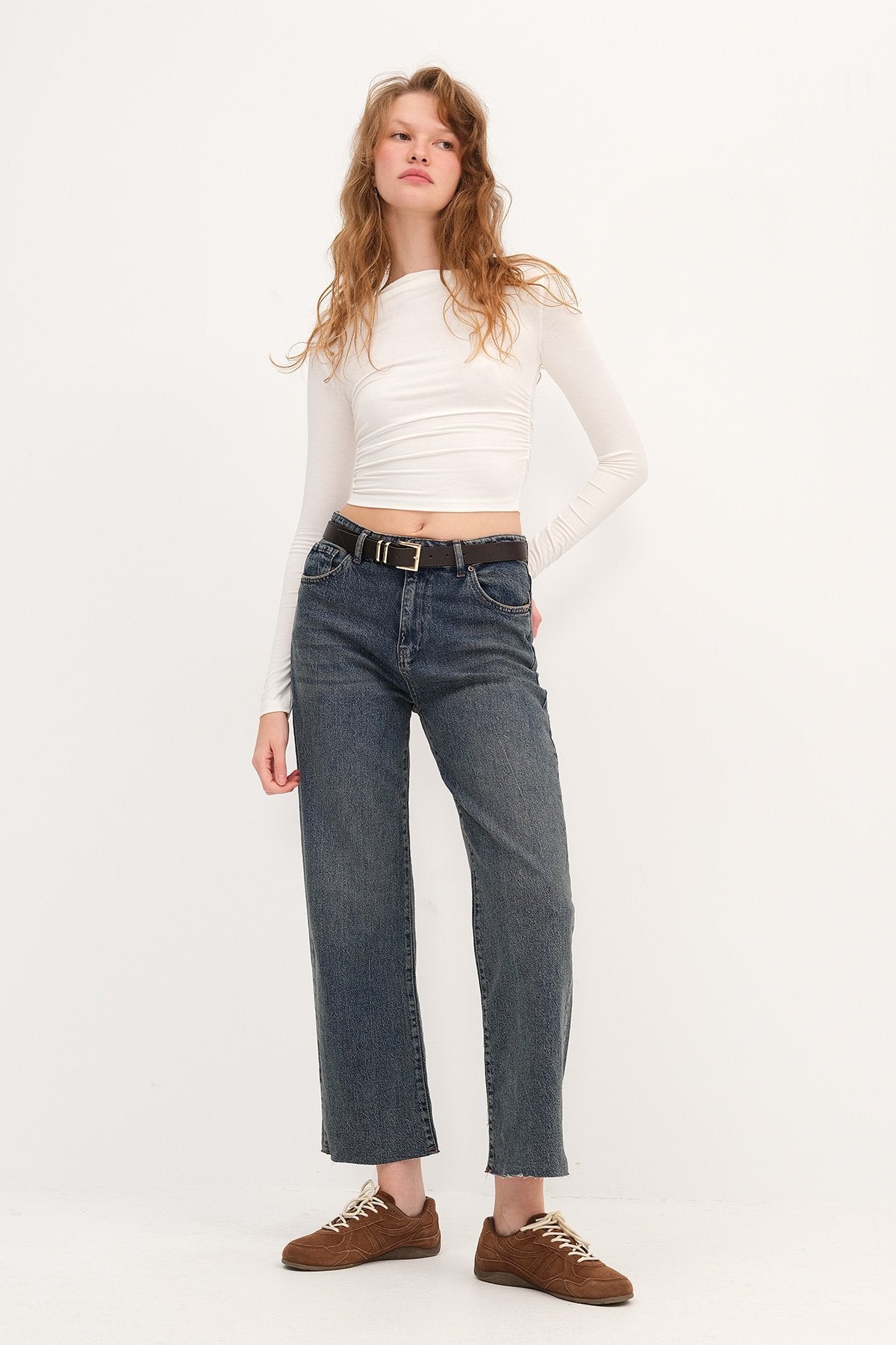 Green---Tint_Straight-Leg-Jeans-with-Belt-addax