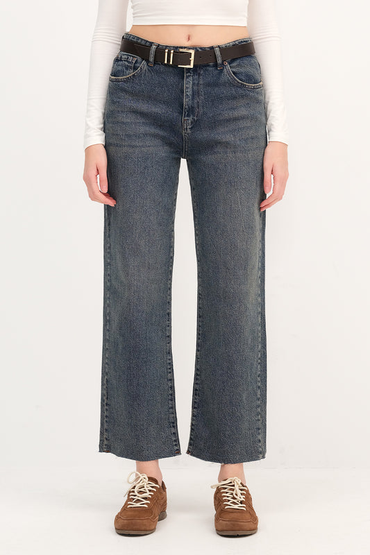 Green---Tint_Straight-Leg-Jeans-with-Belt-addax
