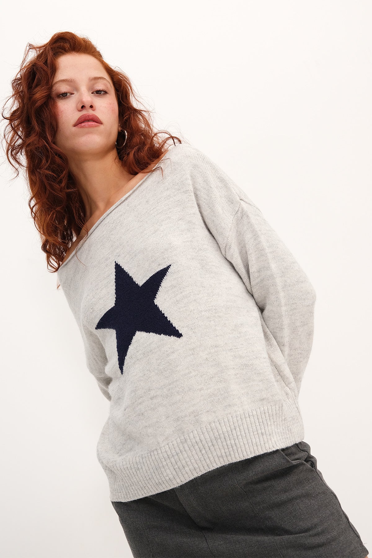 Snow-Melange_Star-Pattern-Knit-Sweater-addax