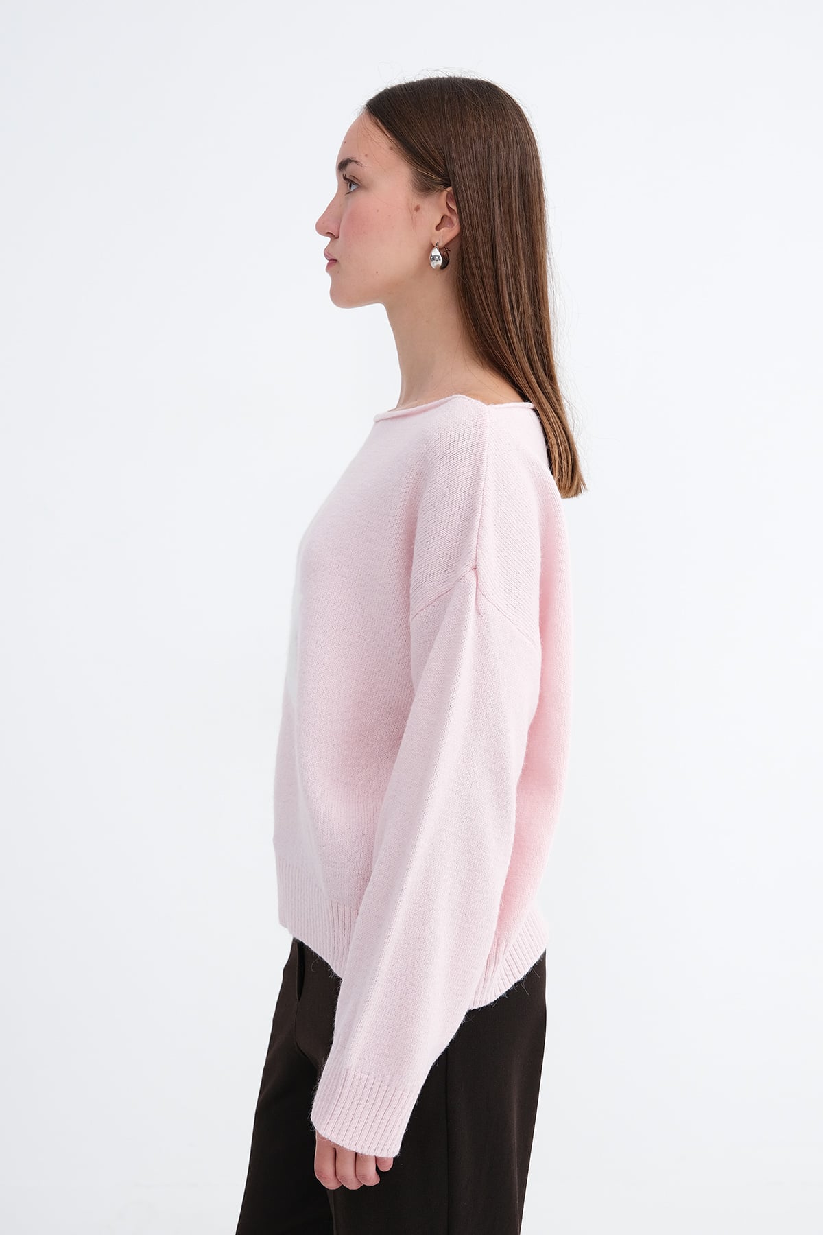 Lotus-Ecru_Star-Pattern-Knit-Sweater-addax
