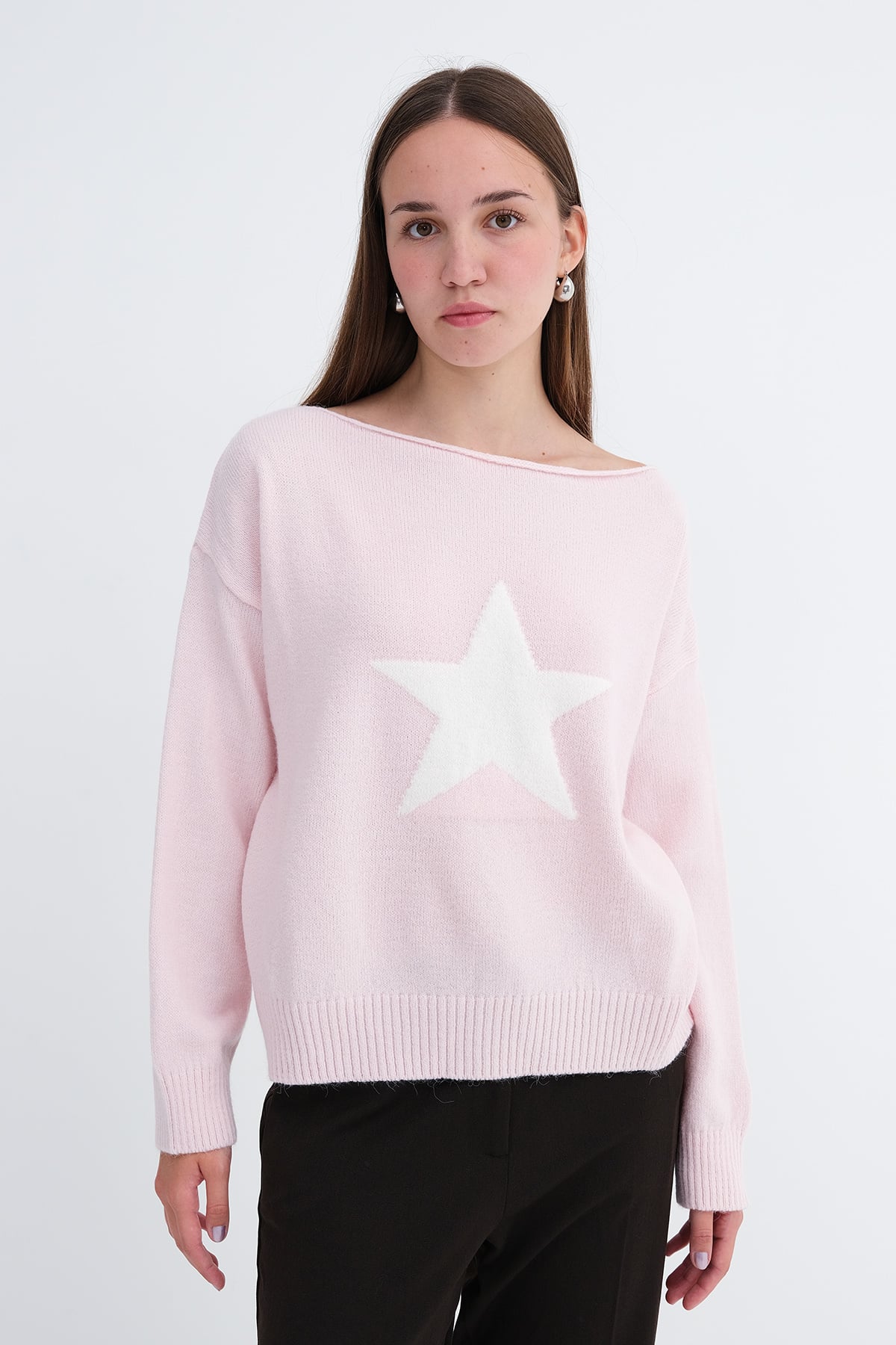 Lotus-Ecru_Star-Pattern-Knit-Sweater-addax