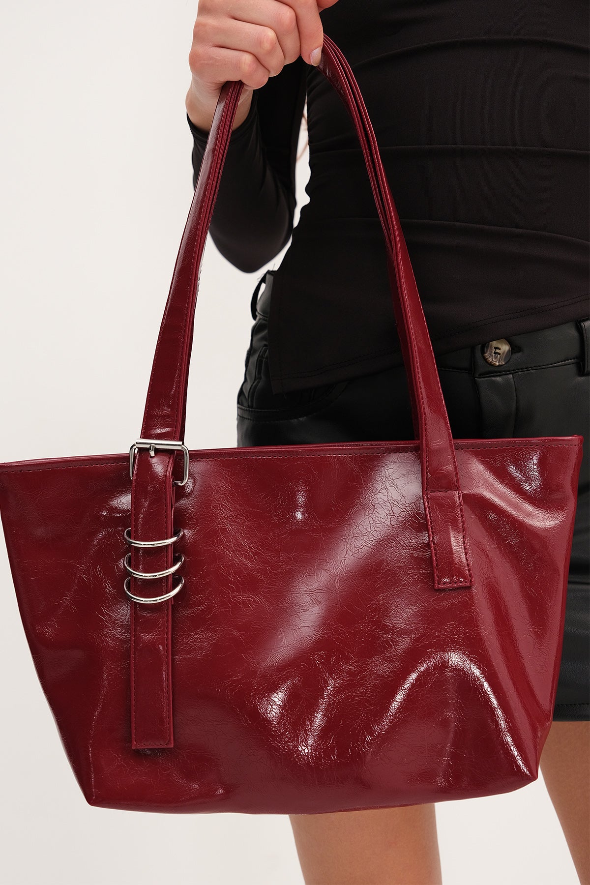 Burgundy_Belt-Detail-Hand-Shoulder-Bag-addax