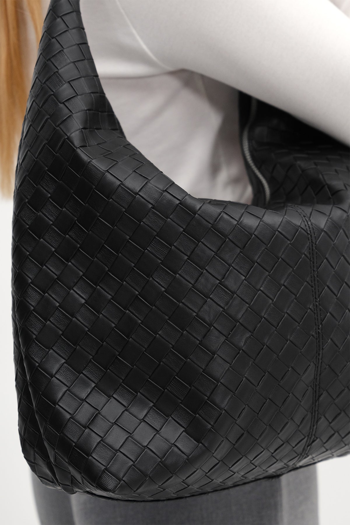 Black_Textured-Hand-Shoulder-Bag-addax