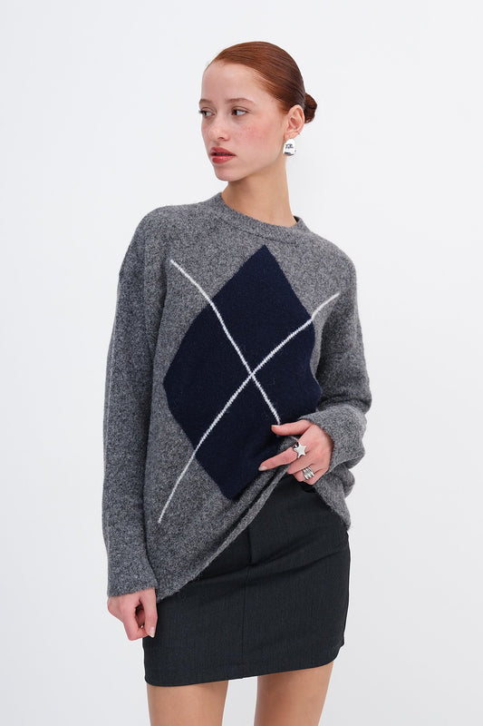 Lead-Grey_Argyle-Pattern-Knit-Sweater-addax