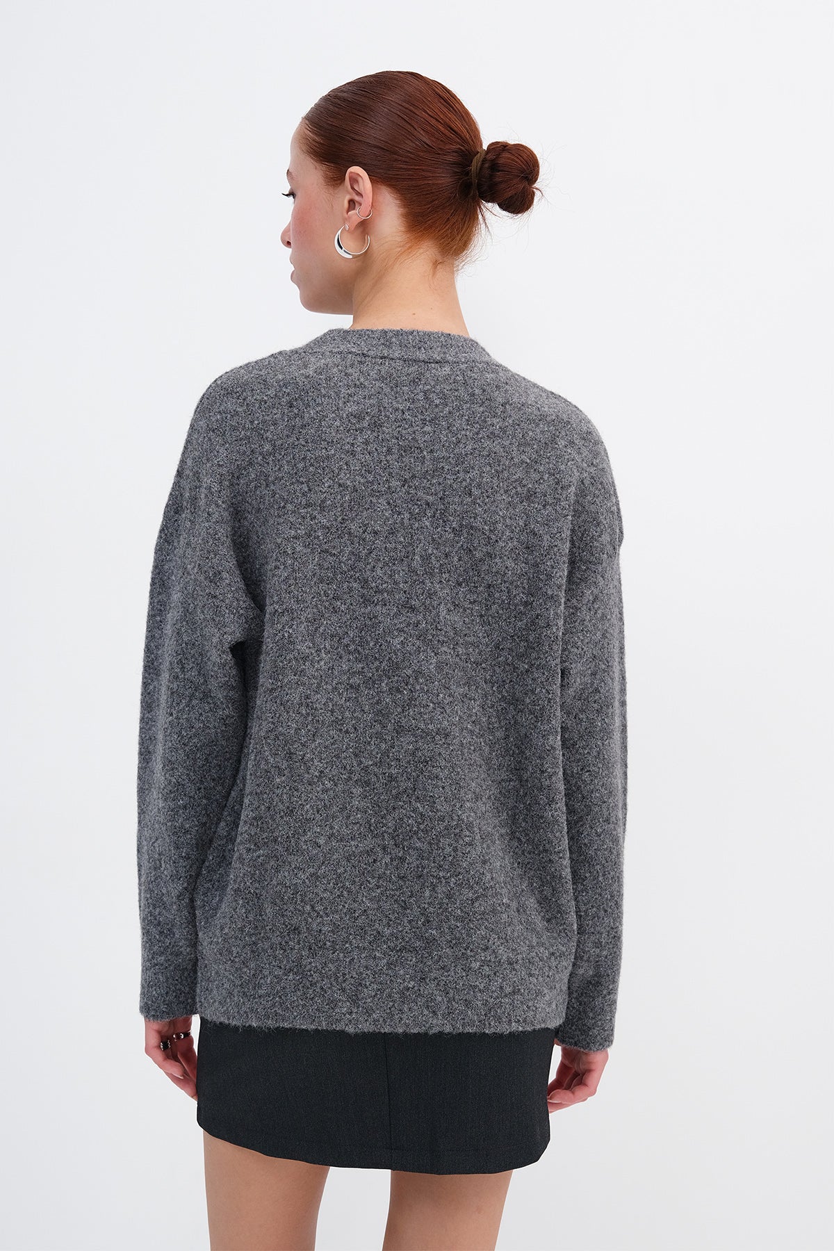 Lead-Grey_Argyle-Pattern-Knit-Sweater-addax